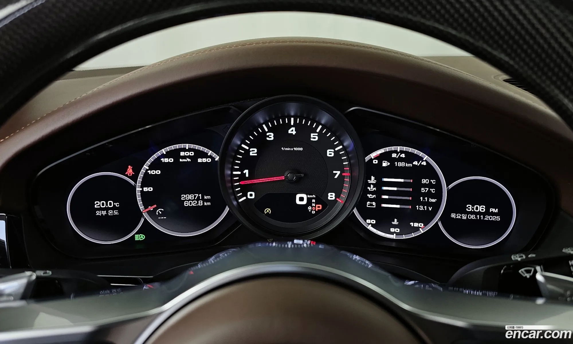 Porsche Cayenne 2020 — 17