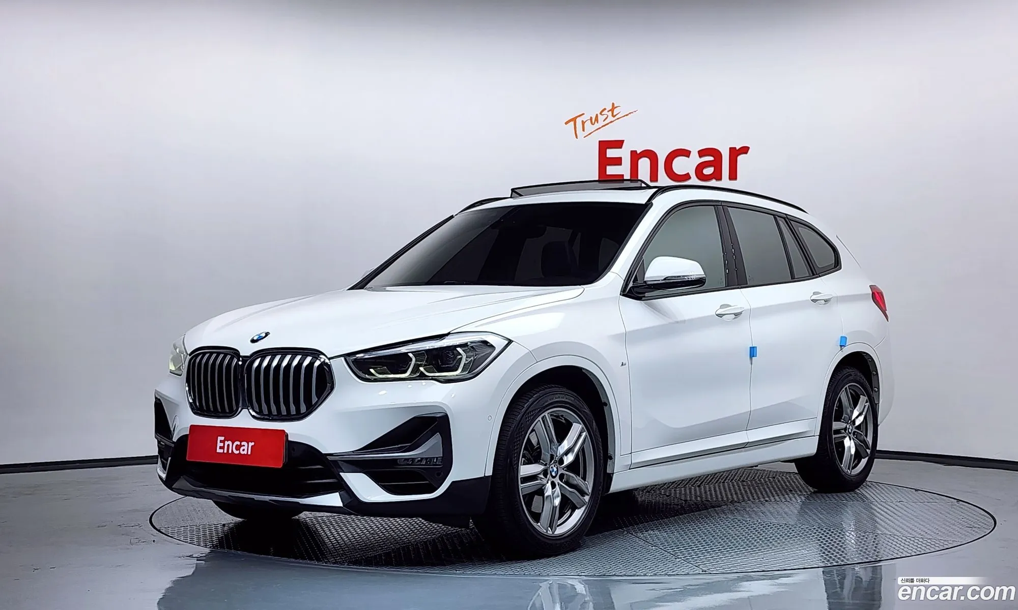 BMW X1 2022 WBA11DG0188181818 — 14
