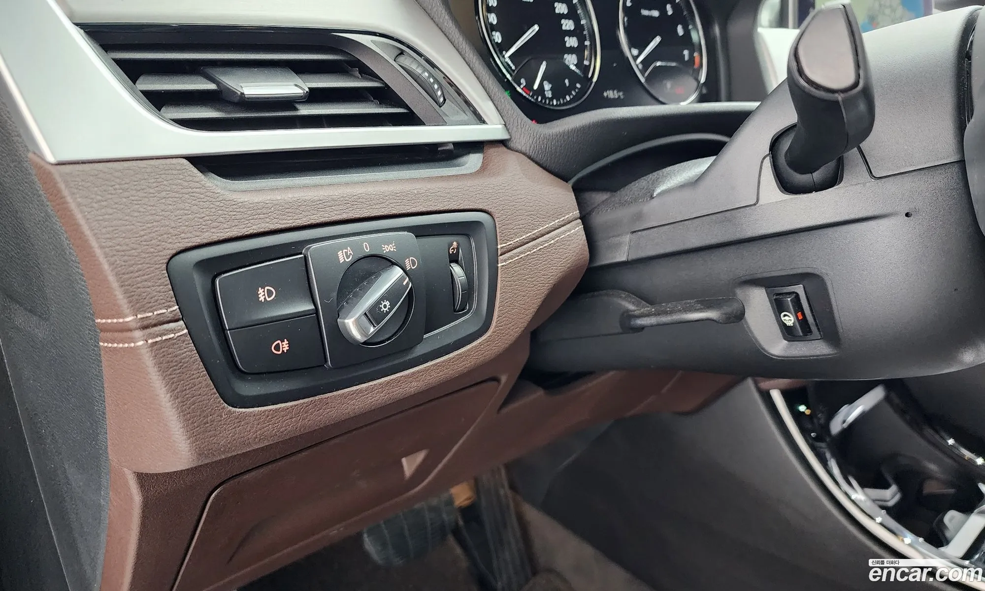 BMW X1 2022 WBA11DG0188181818 — 11