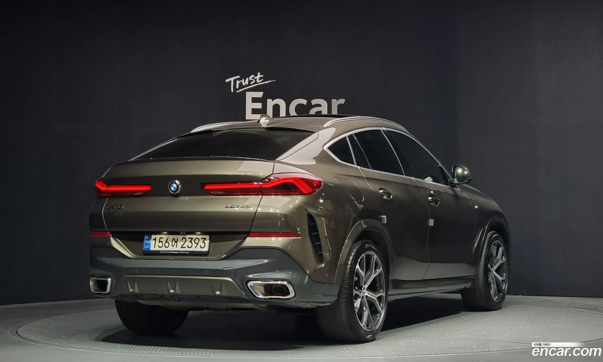 BMW X6 2021 — 13