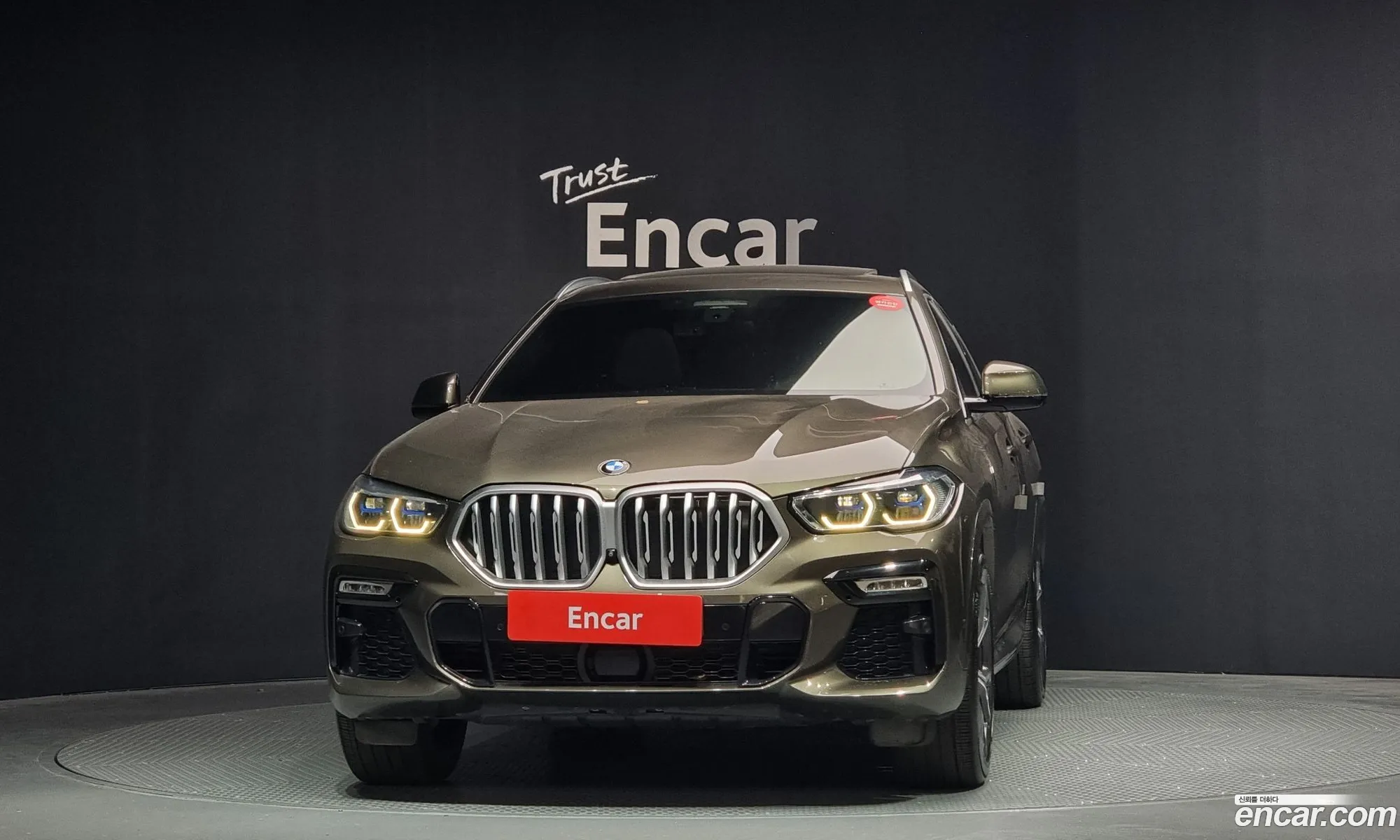 BMW X6 2021 — 14