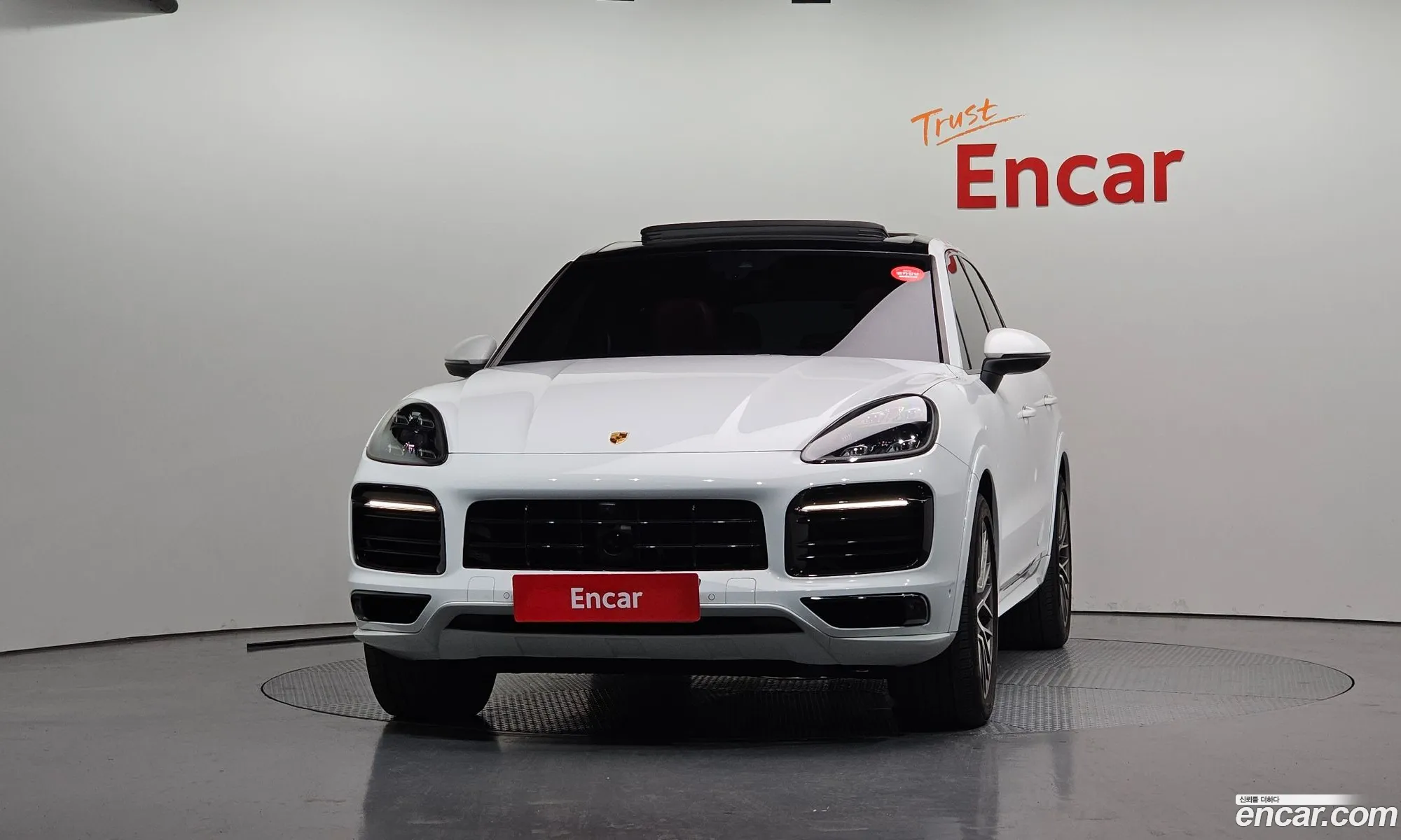 Porsche Cayenne 2023 — 17
