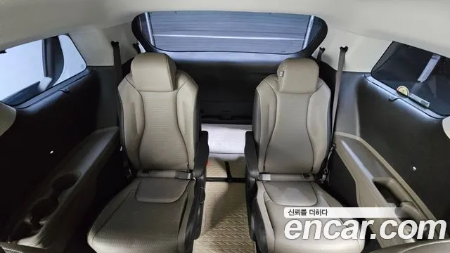 Kia Carnival 2024 — 19