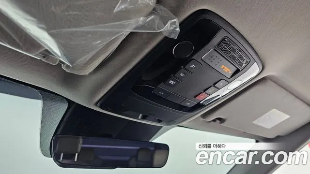 Kia Carnival 2024 — 8