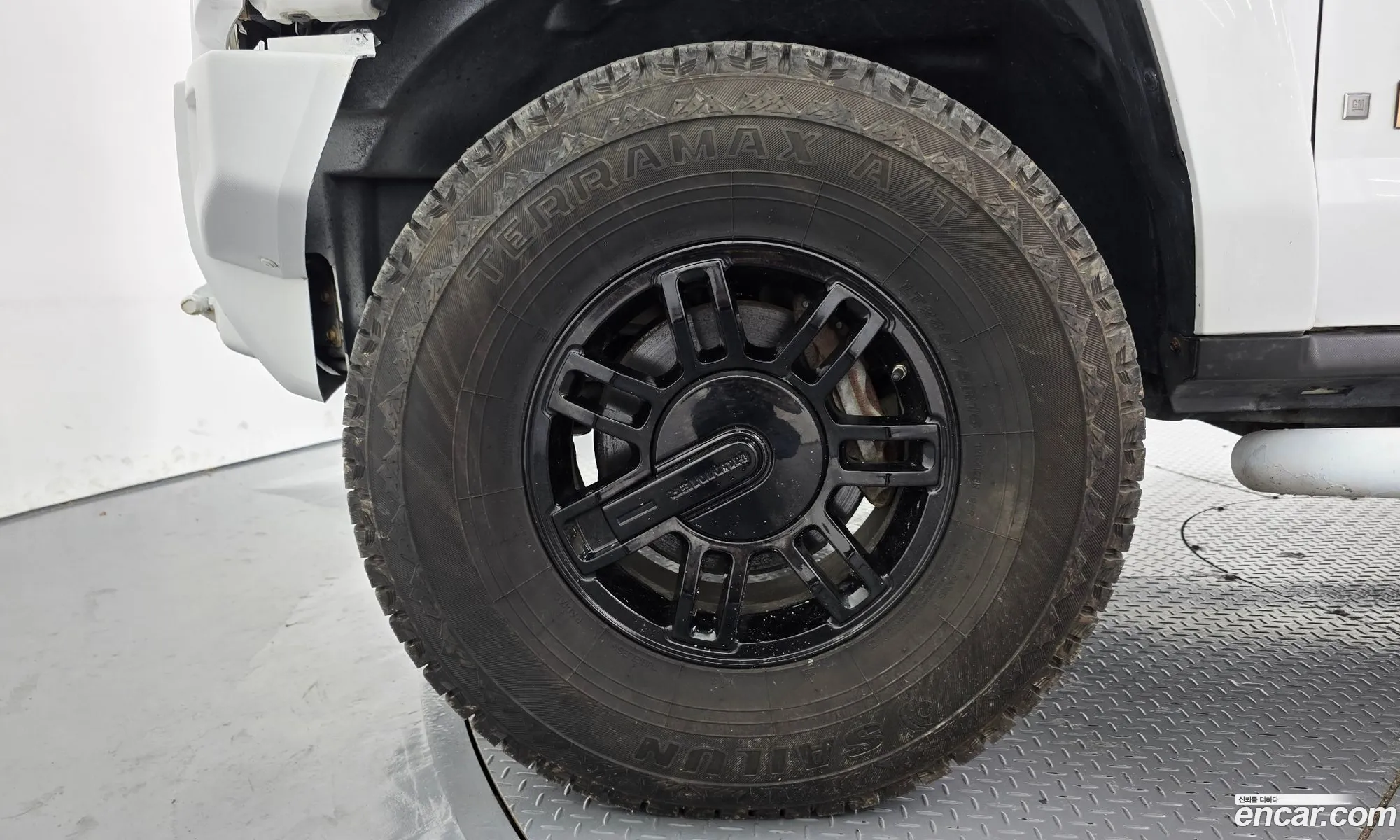 Hummer H3 2006 5GTDN136268106879 — 11
