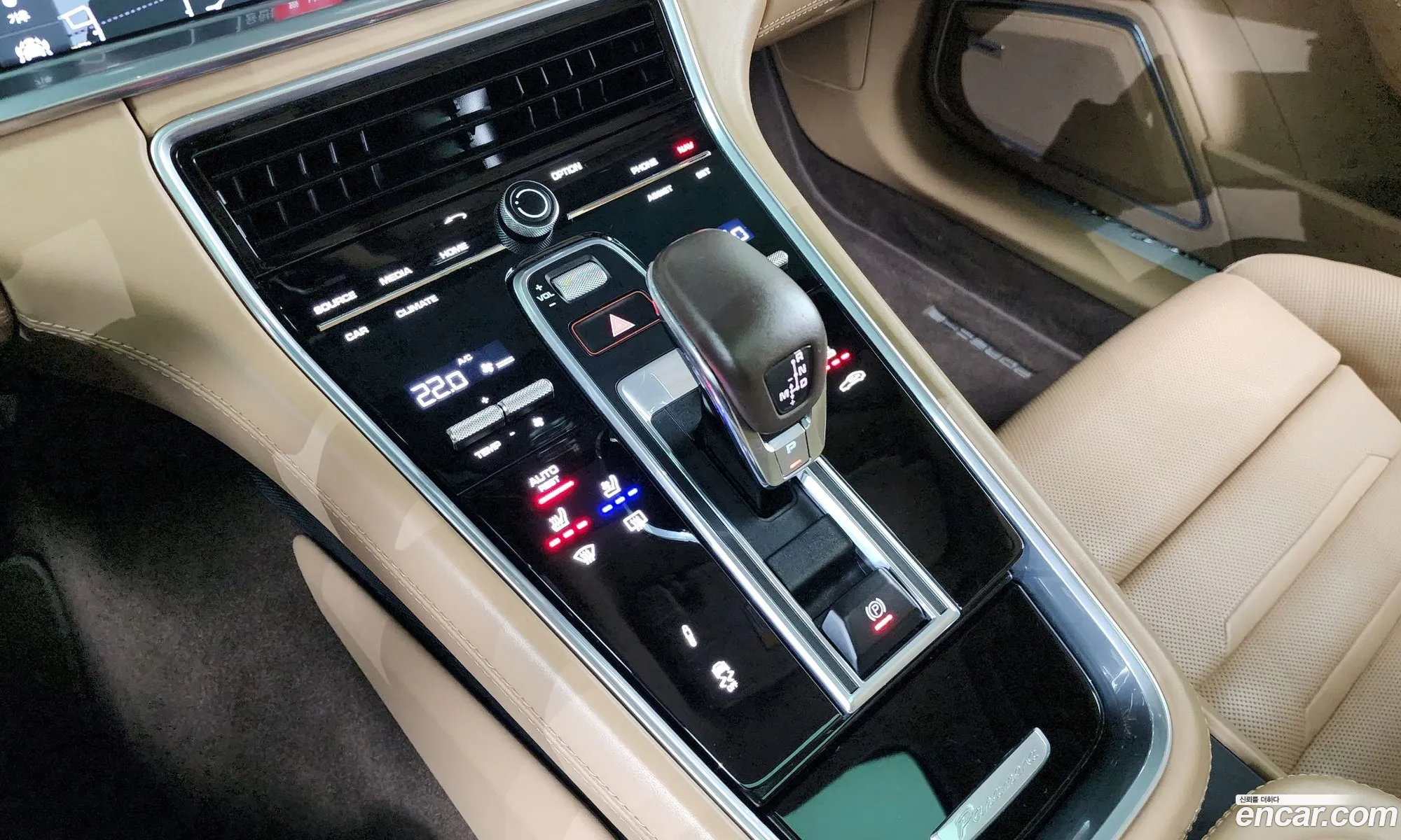 Porsche Panamera 2020 WP0AF2972LL150144 — 4