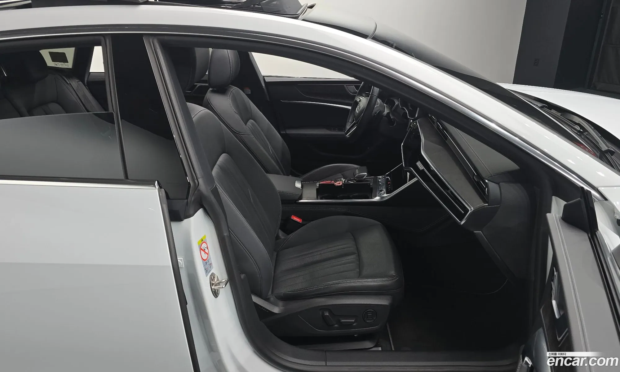 Audi A7 2021 WAUZZZF22MN005622 — 19