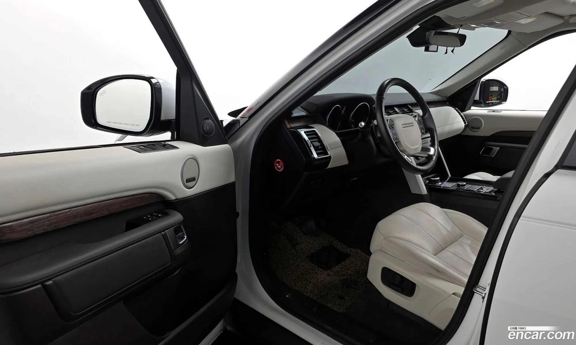 Land Rover Discovery 5 2017 SALRA2BK9HA033463 — 6