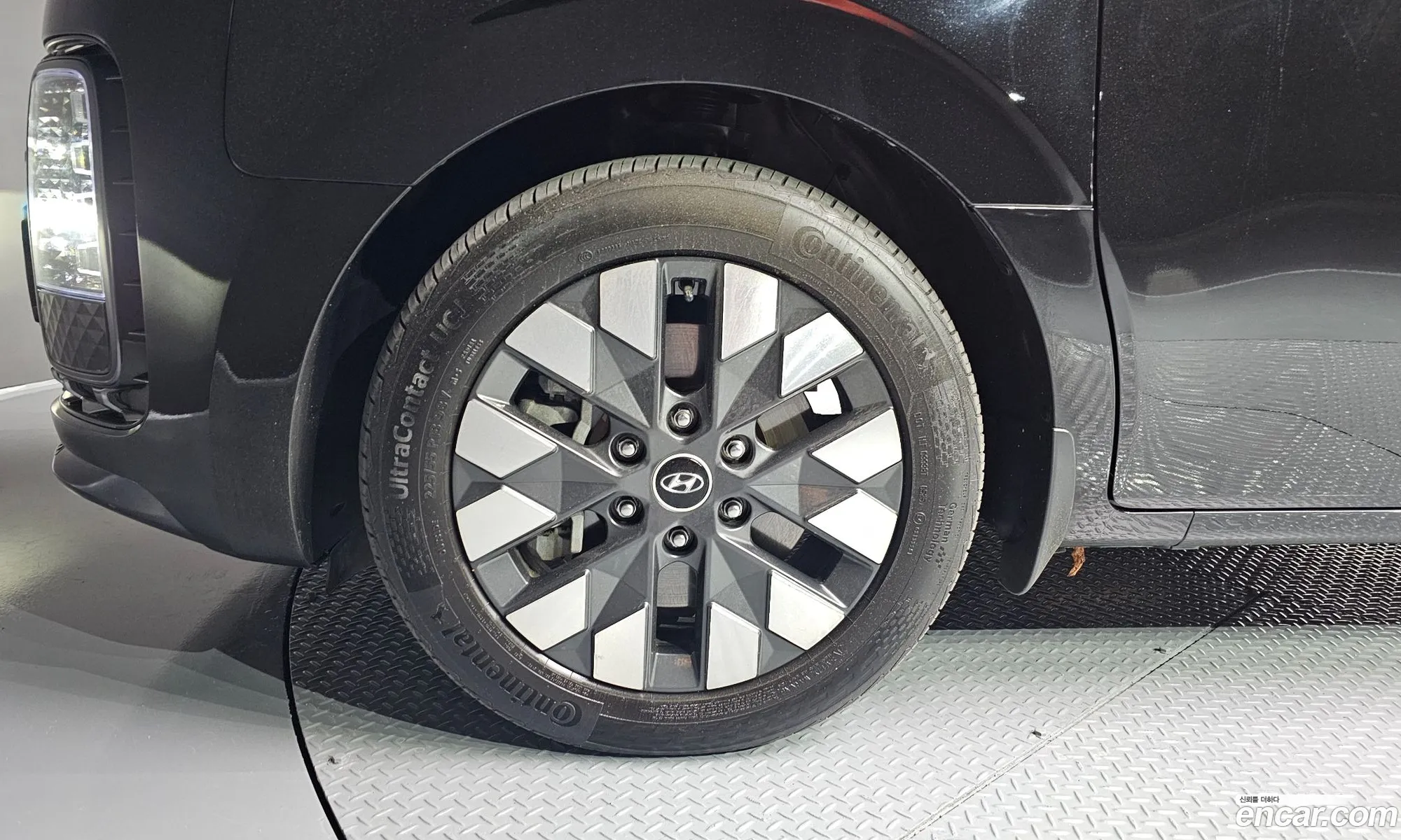 Hyundai Staria 2022 — 2