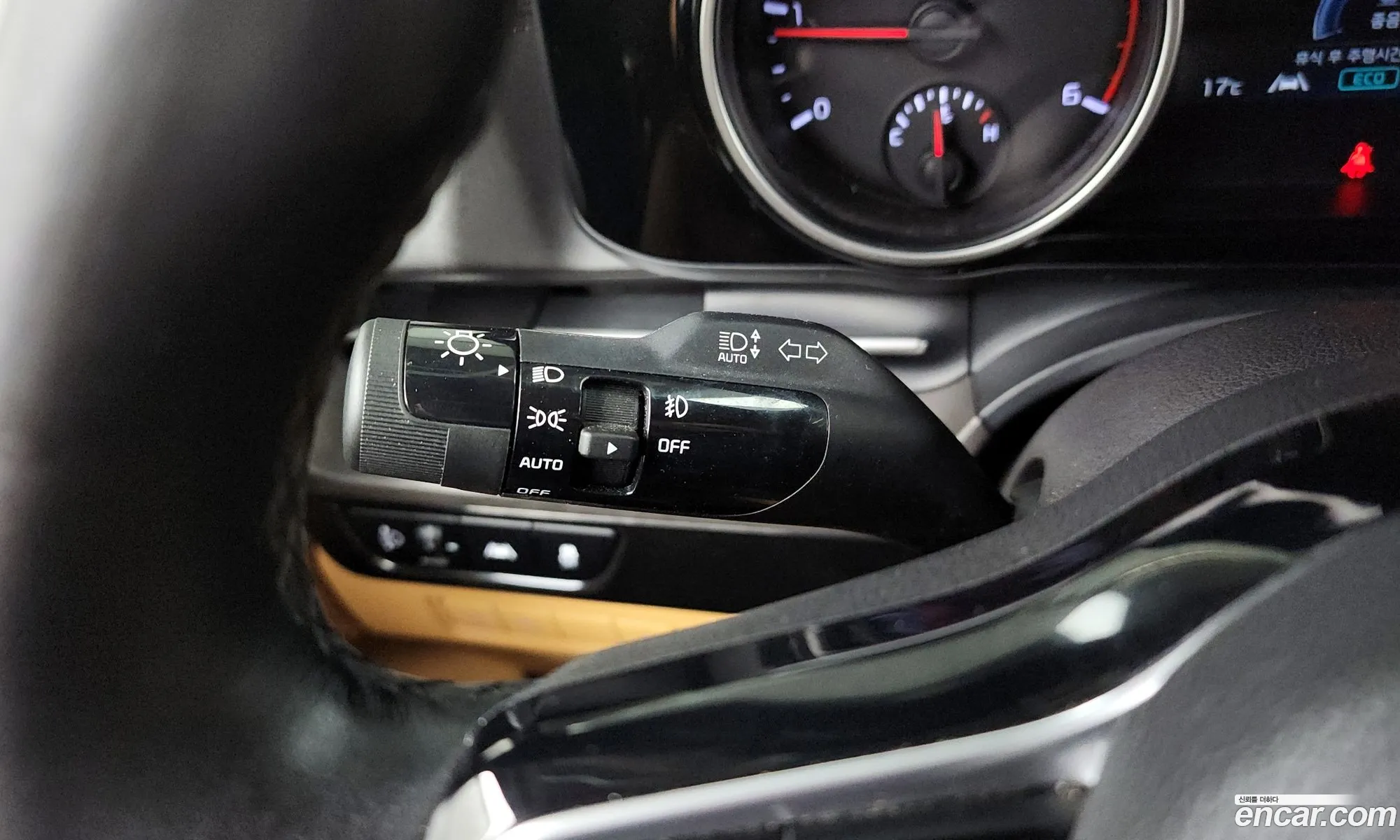 Kia Carnival 2020 KNANB81BBMS038524 — 12