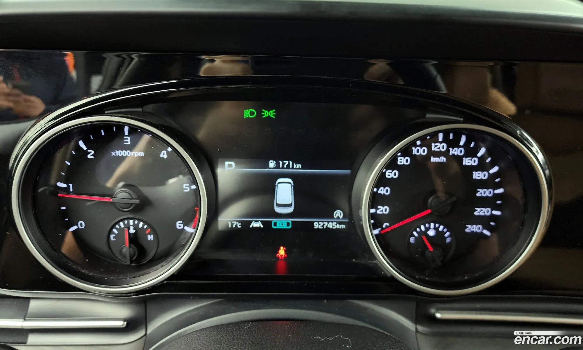 Kia Carnival 2020 KNANB81BBMS038524 — 17