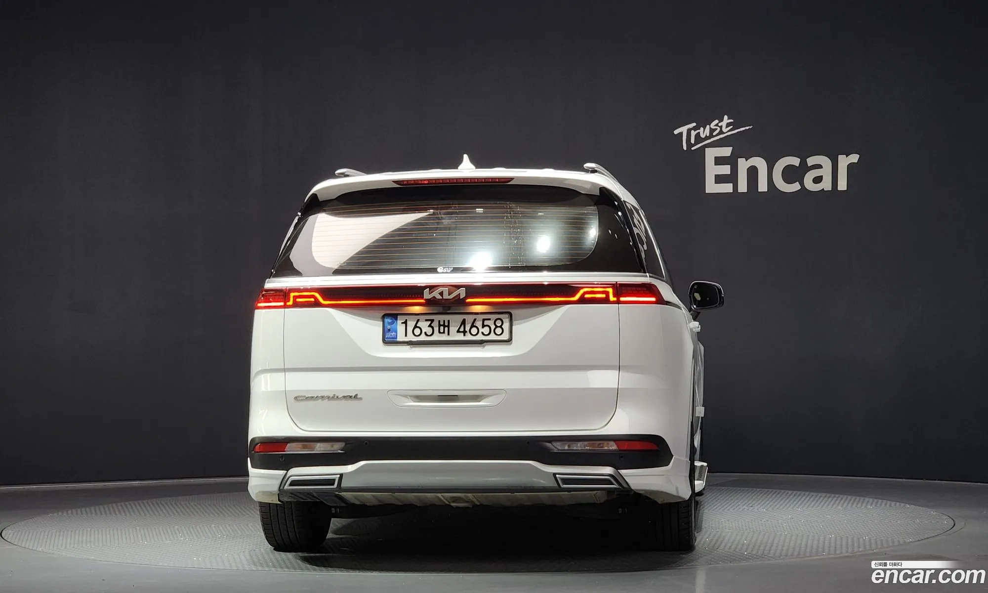 Kia Carnival 2020 KNANB81BBMS038524 — 10