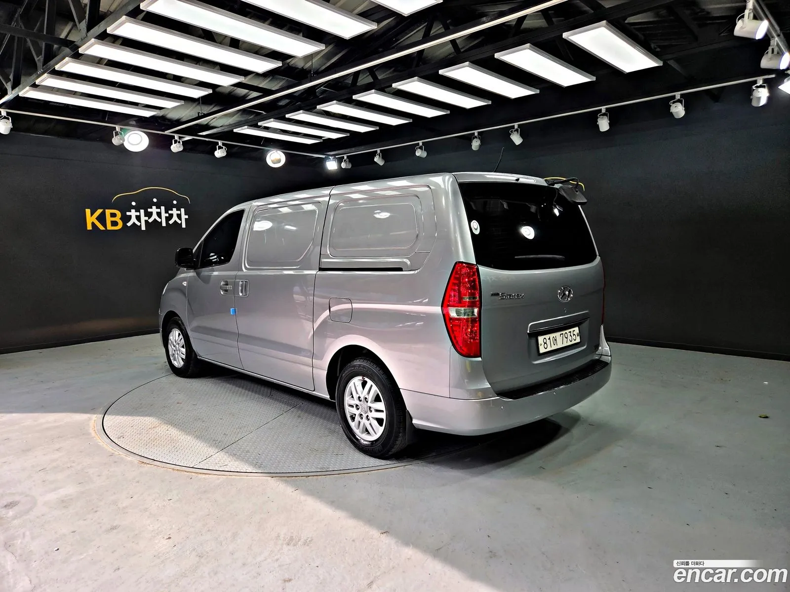 Hyundai Grand Starex 2016 — 14