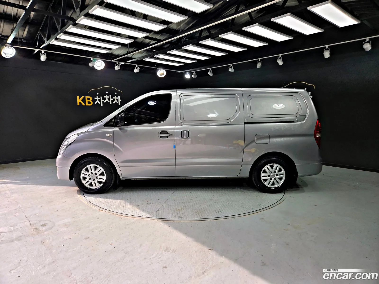 Hyundai Grand Starex 2016 — 2