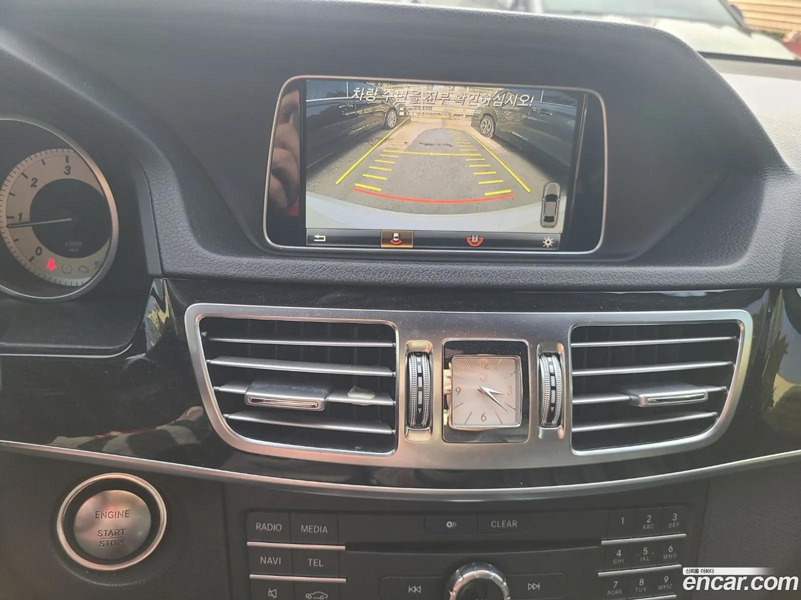 Mercedes-Benz E-Class W212 2015 — 12