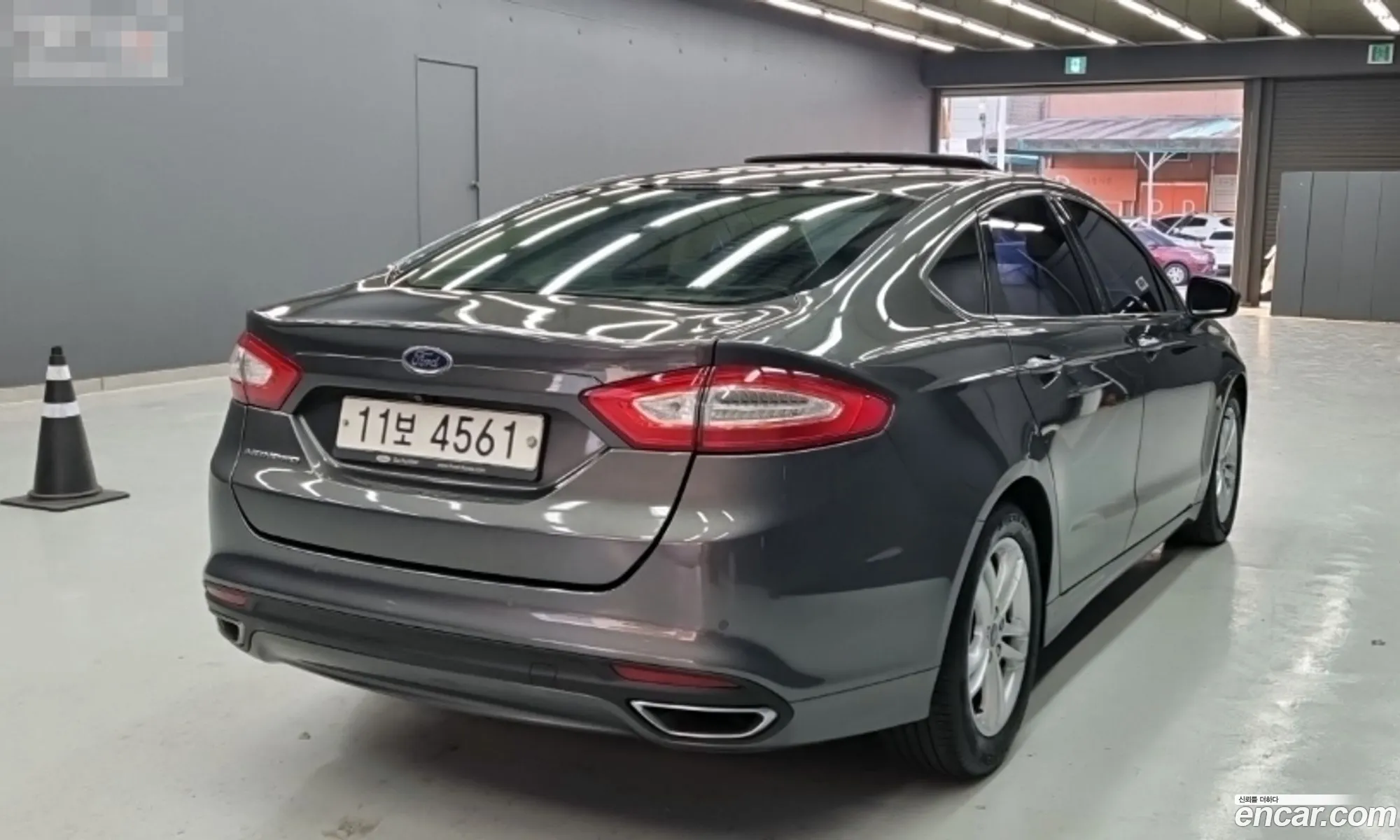 Ford Mondeo 2015 — 11