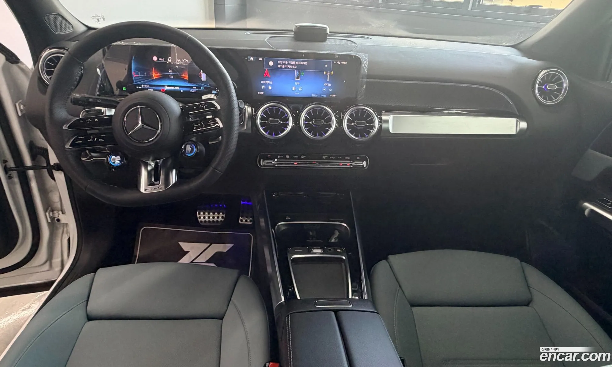 Mercedes-Benz GLB-Class X247 2025 — 10