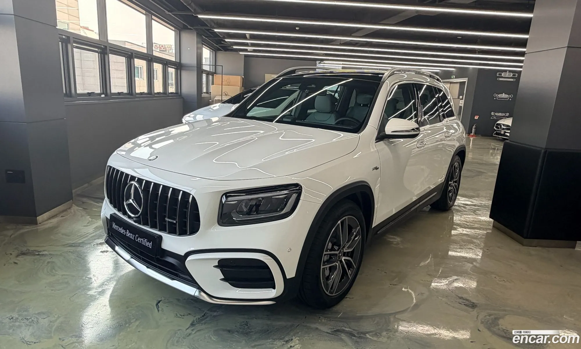Mercedes-Benz GLB-Class X247 2025 — 9