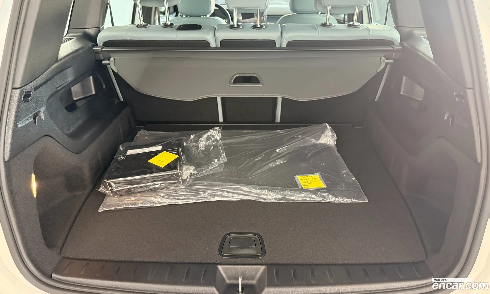Mercedes-Benz GLB-Class X247 2025 — 2