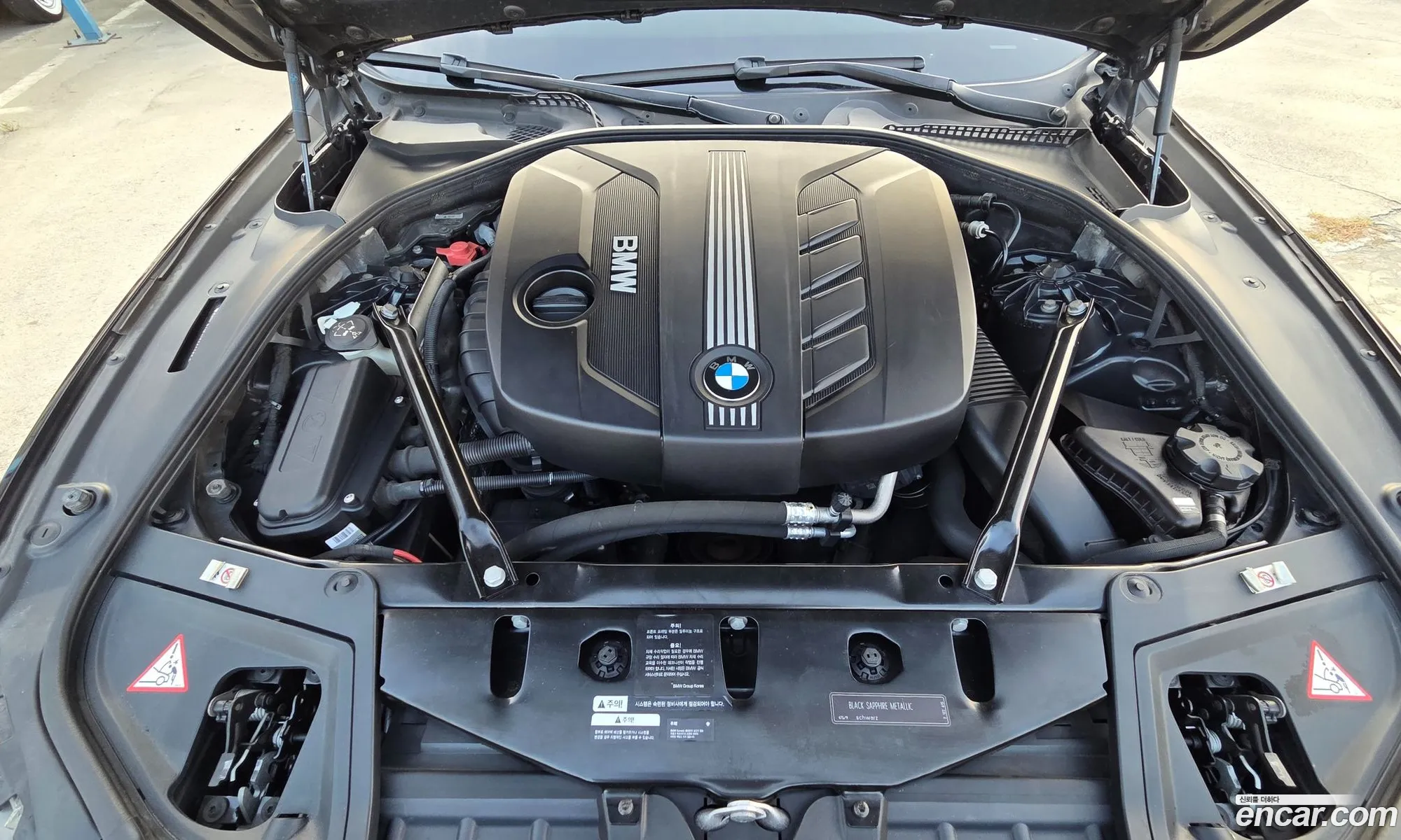 BMW 5 Series 2010 — 11