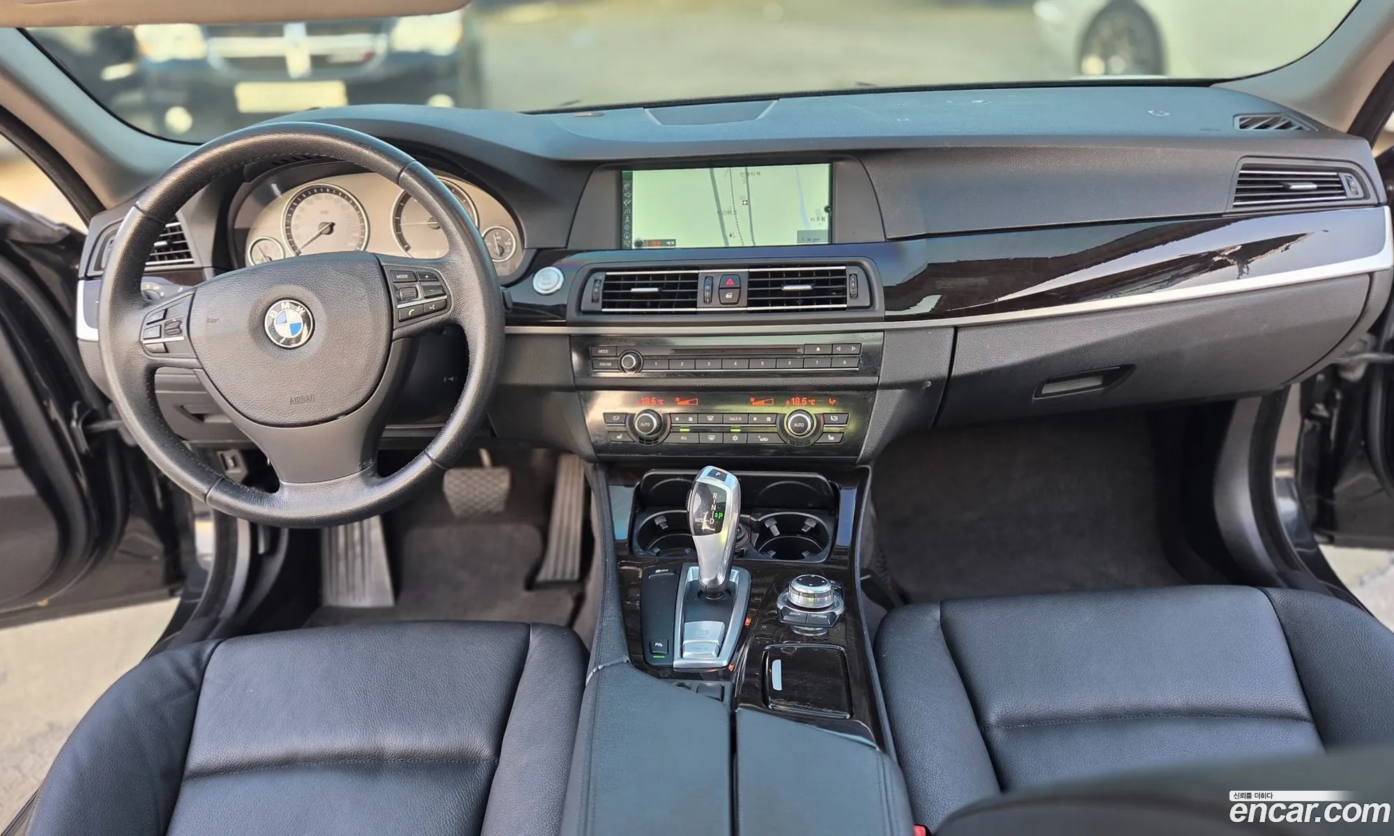 BMW 5 Series 2010 — 18