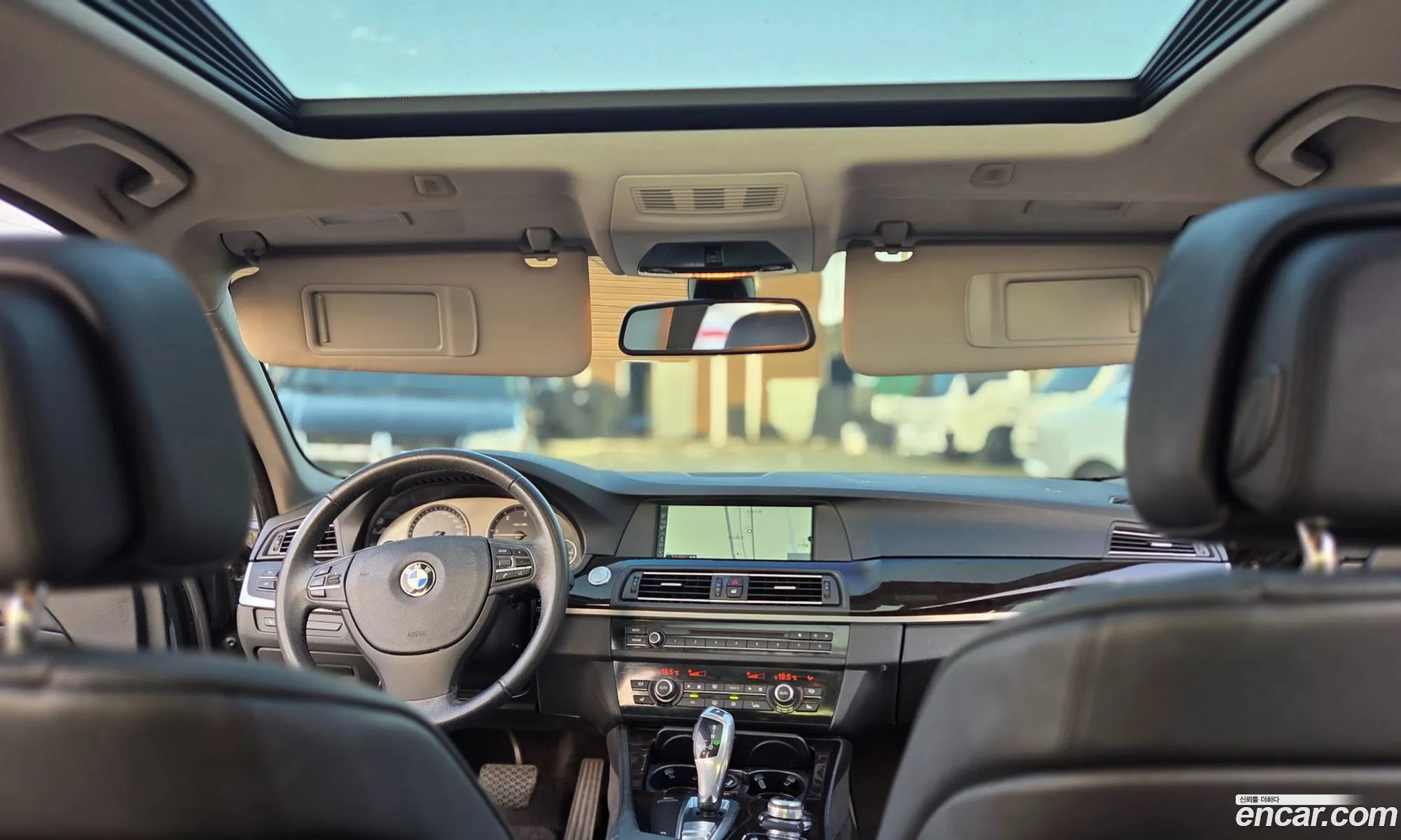 BMW 5 Series 2010 — 5