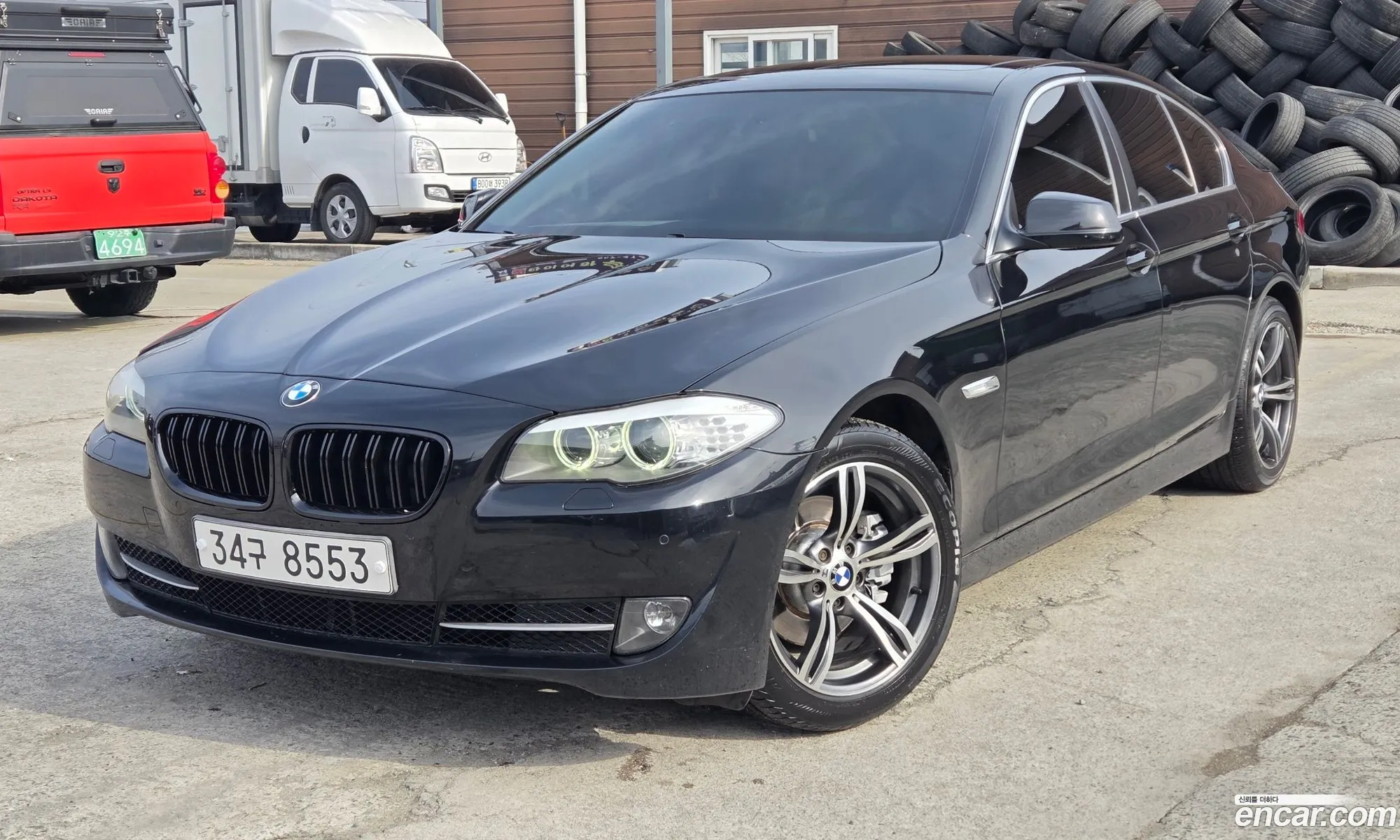 BMW 5 Series 2010 — 16