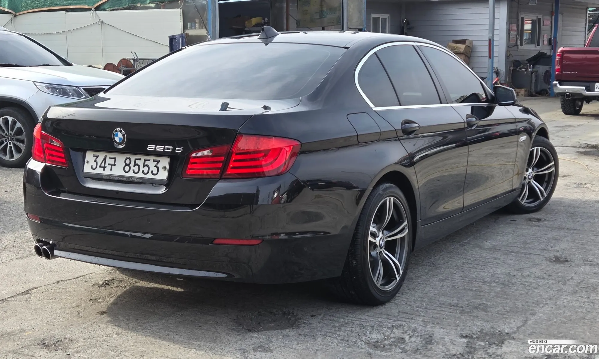 BMW 5 Series 2010 — 9