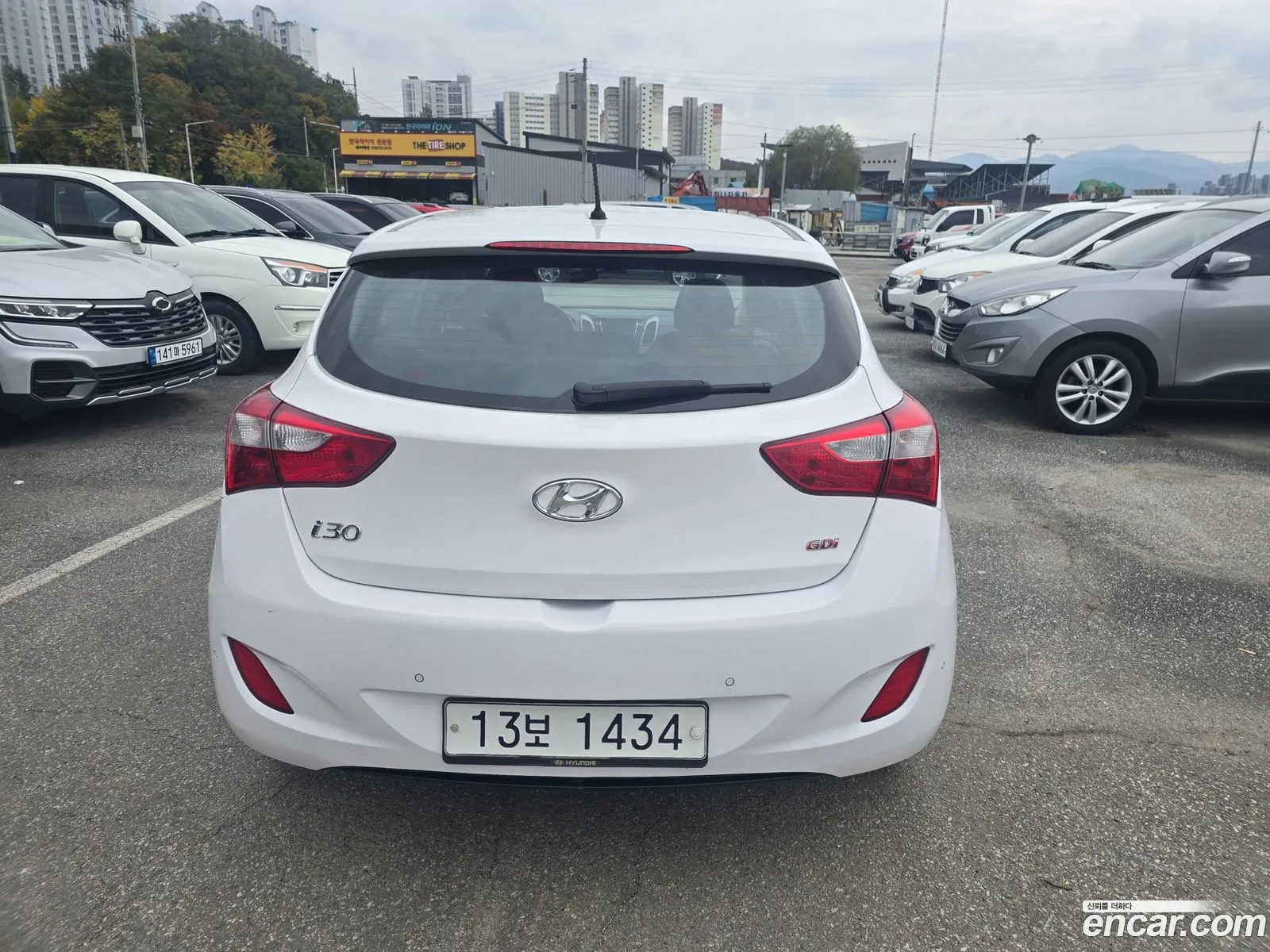 Hyundai i30 2013 — 17