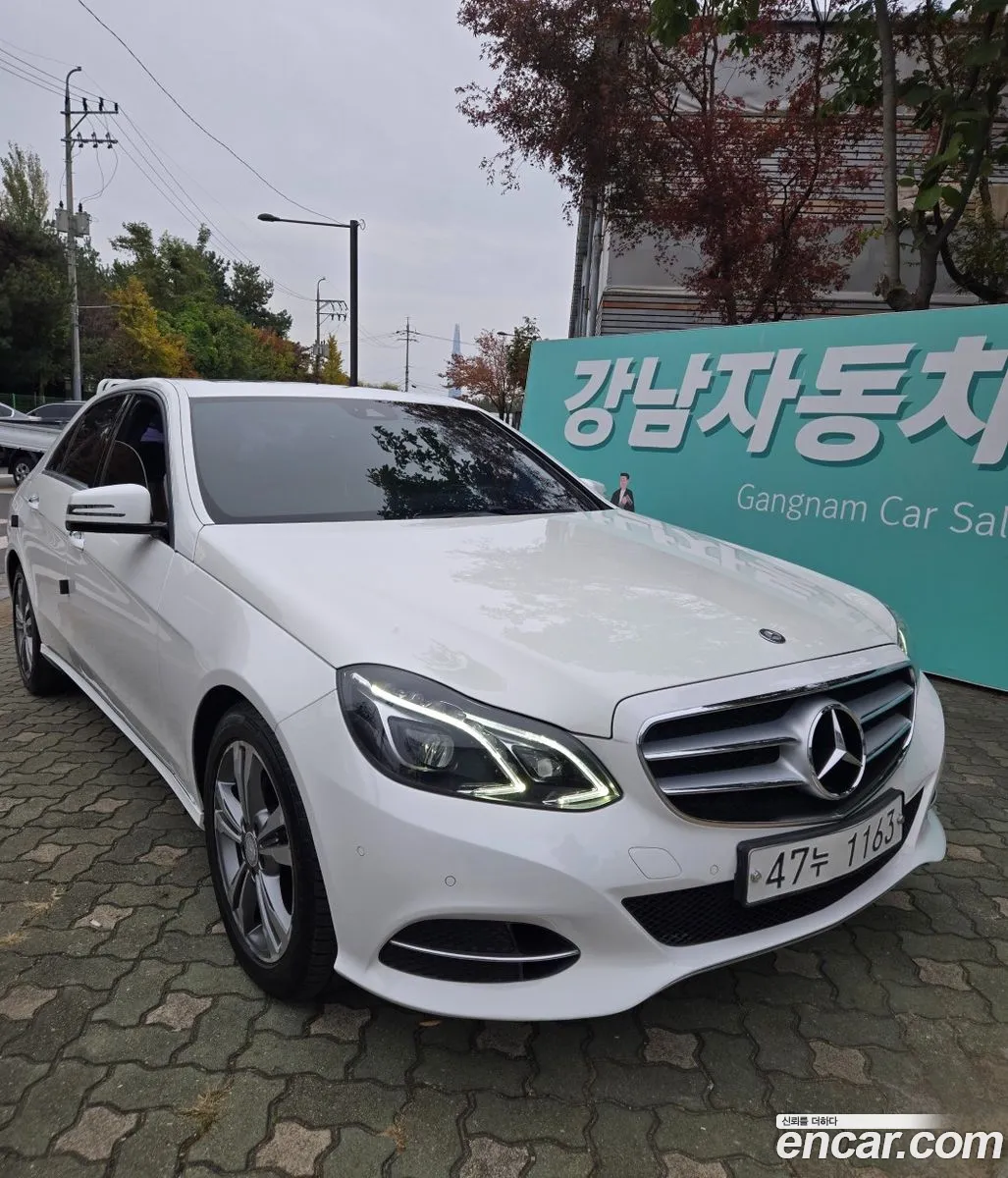Mercedes-Benz E-Class W212 2015 — 13
