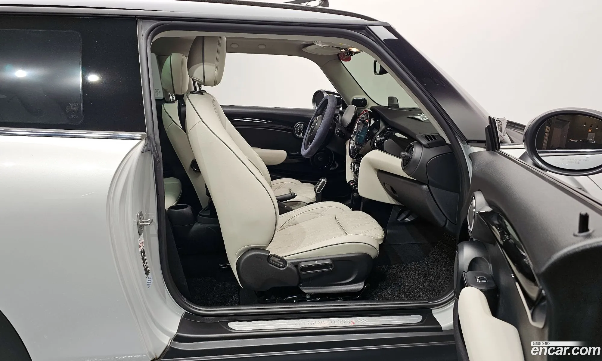Mini Cooper S 2022 WMW61DH0XP2T28234 — 7
