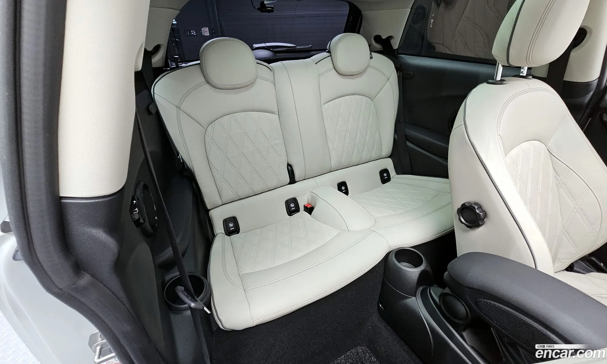 Mini Cooper S 2022 WMW61DH0XP2T28234 — 8