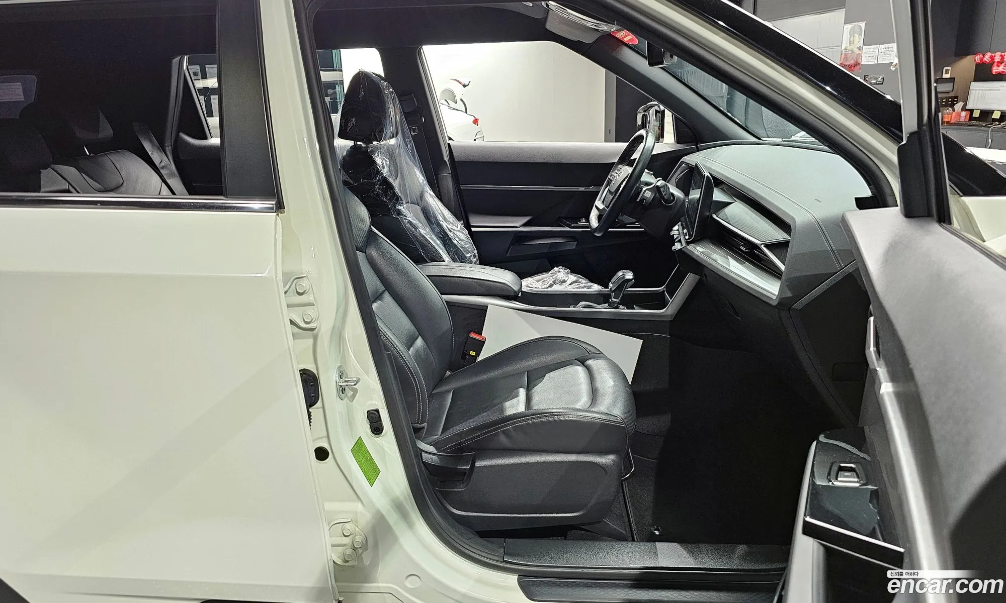 KG Mobility (SsangYong) Torres 2022 — 4
