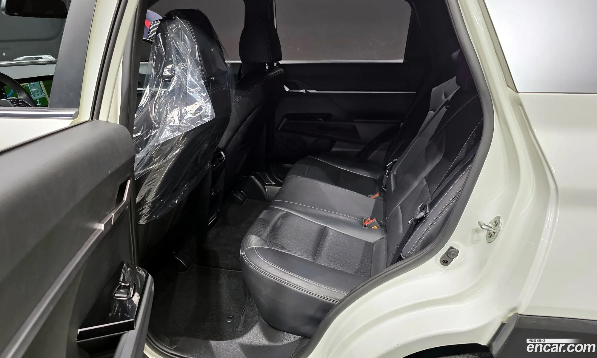 KG Mobility (SsangYong) Torres 2022 — 14