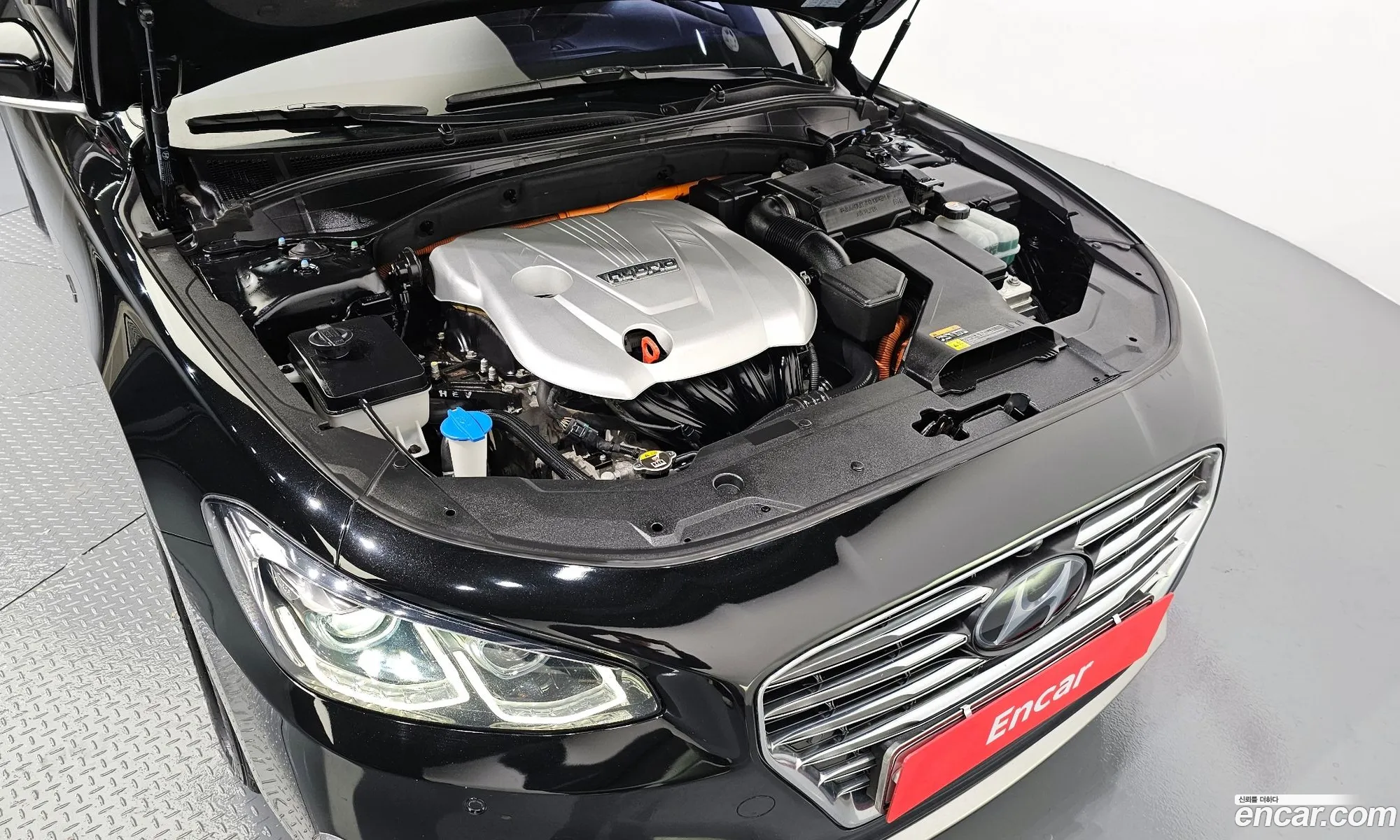 Hyundai Grandeur IG Hybrid 2018 — 13