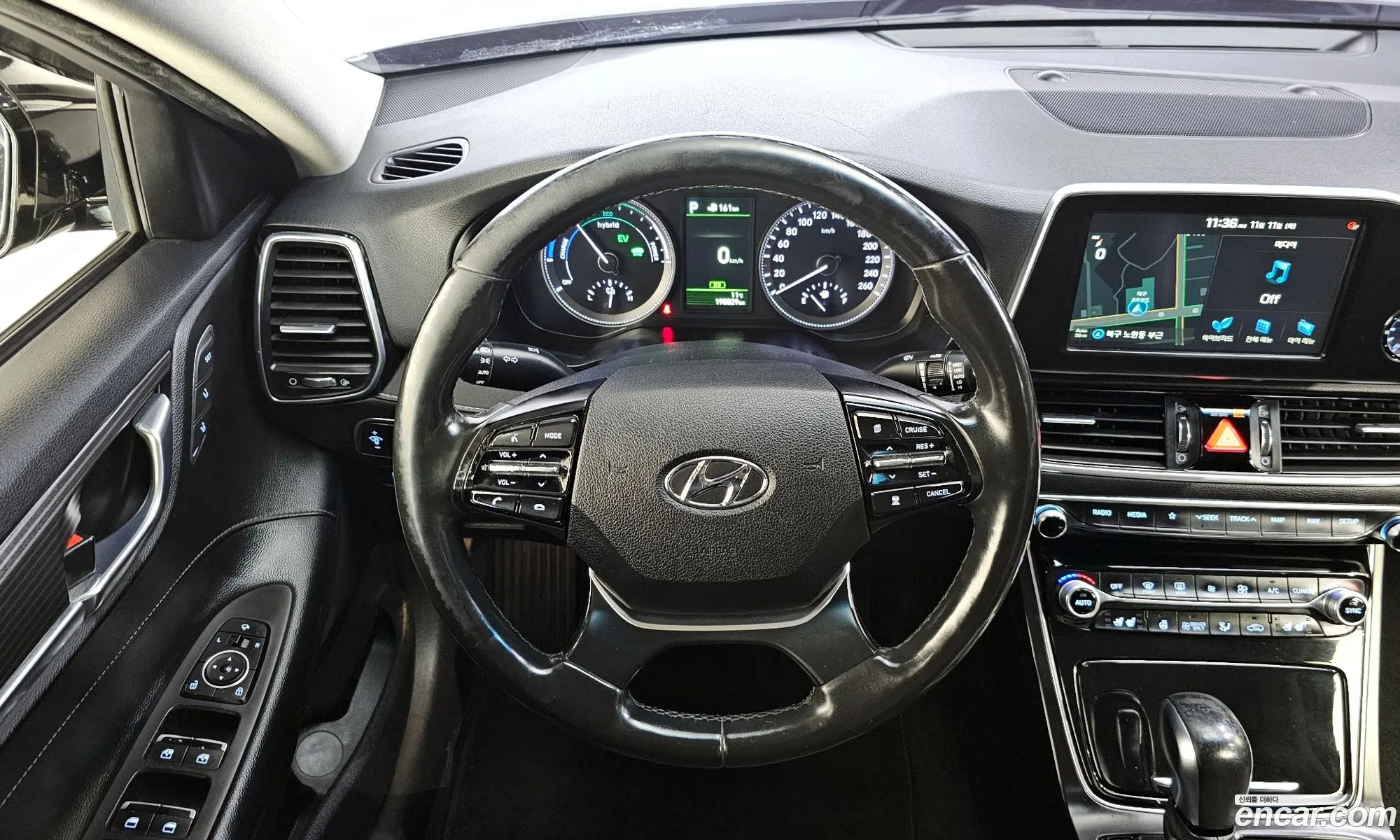 Hyundai Grandeur IG Hybrid 2018 — 15