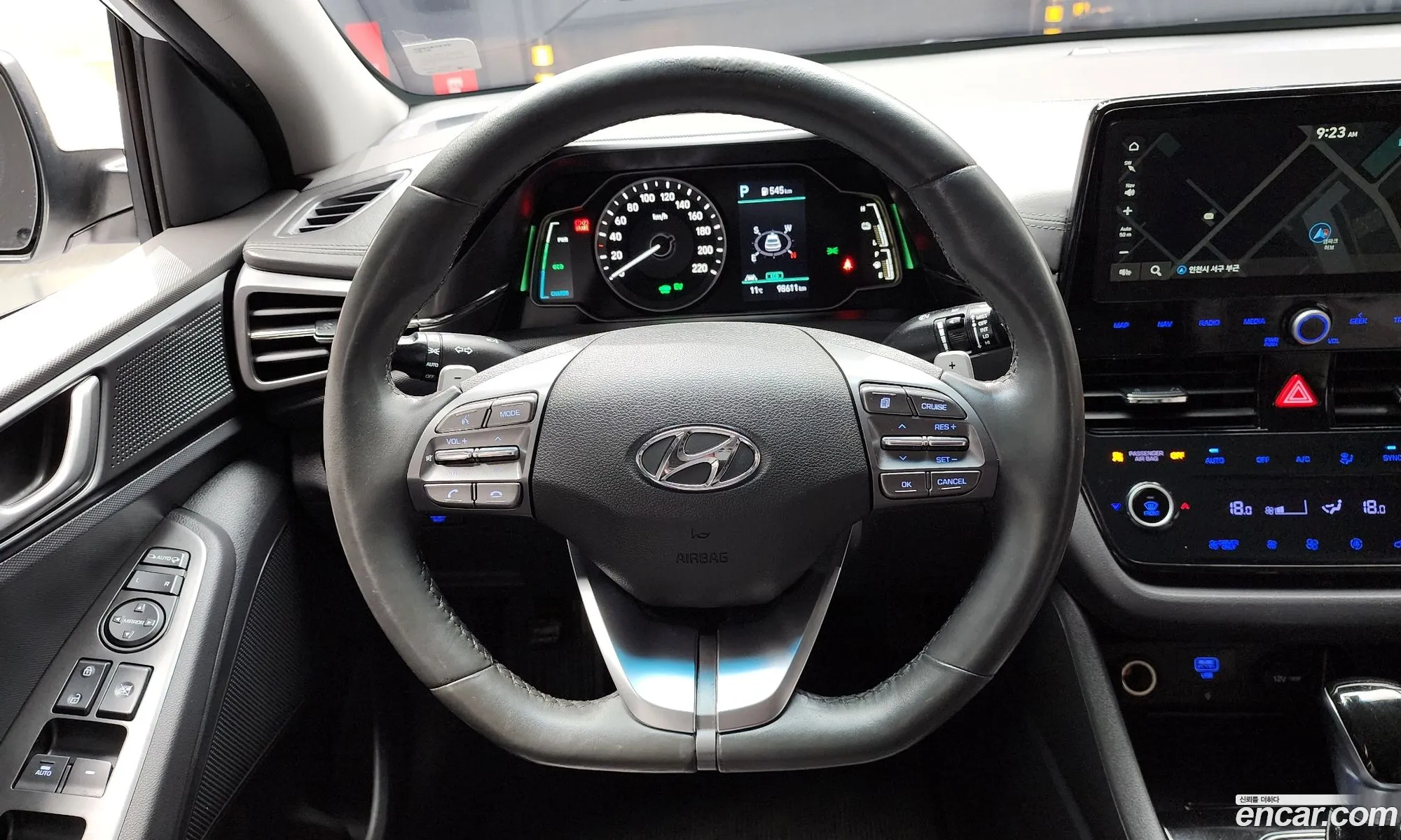 Hyundai Ioniq Hybrid 2020 — 10