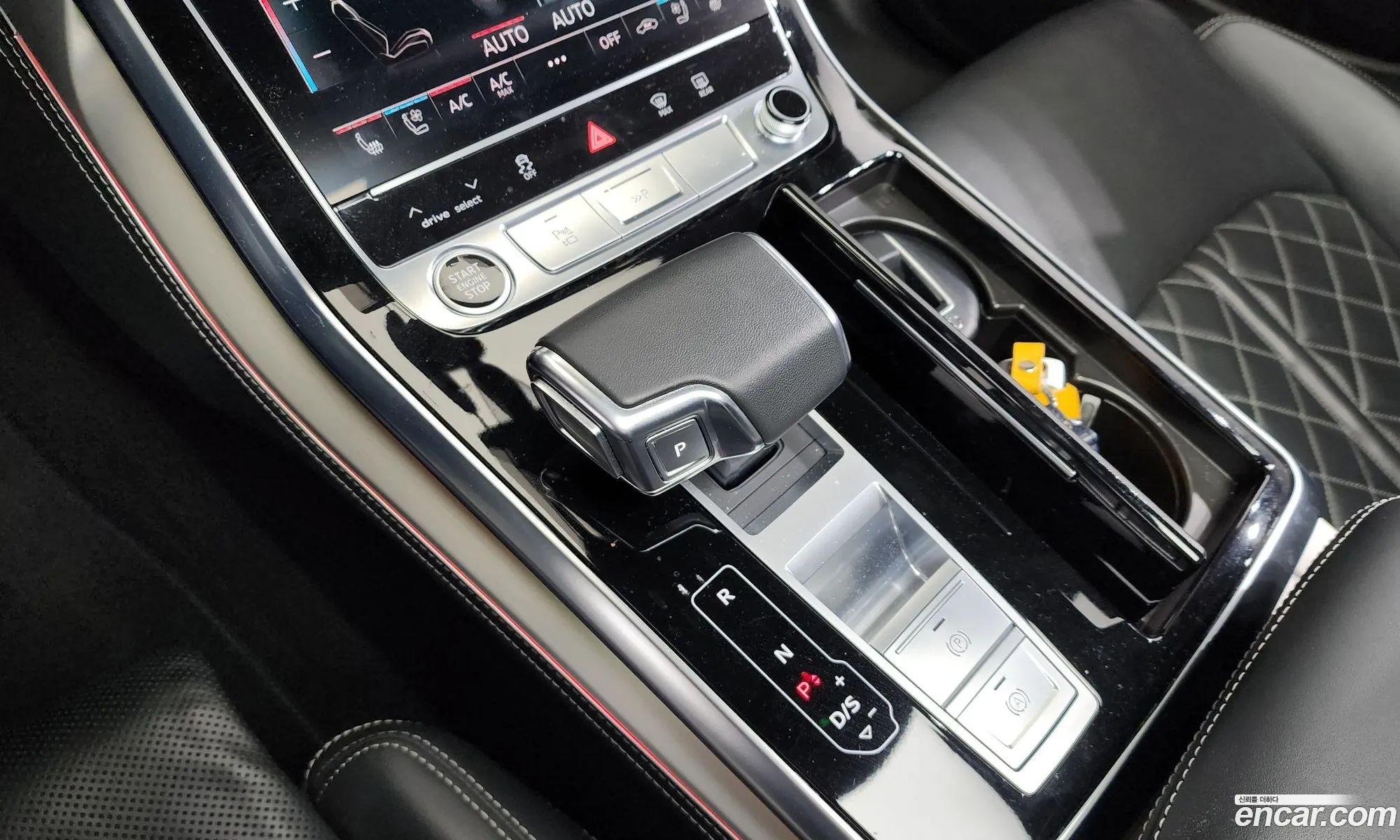 Audi Q8 2023 WAUZZZF1XPD034951 — 6