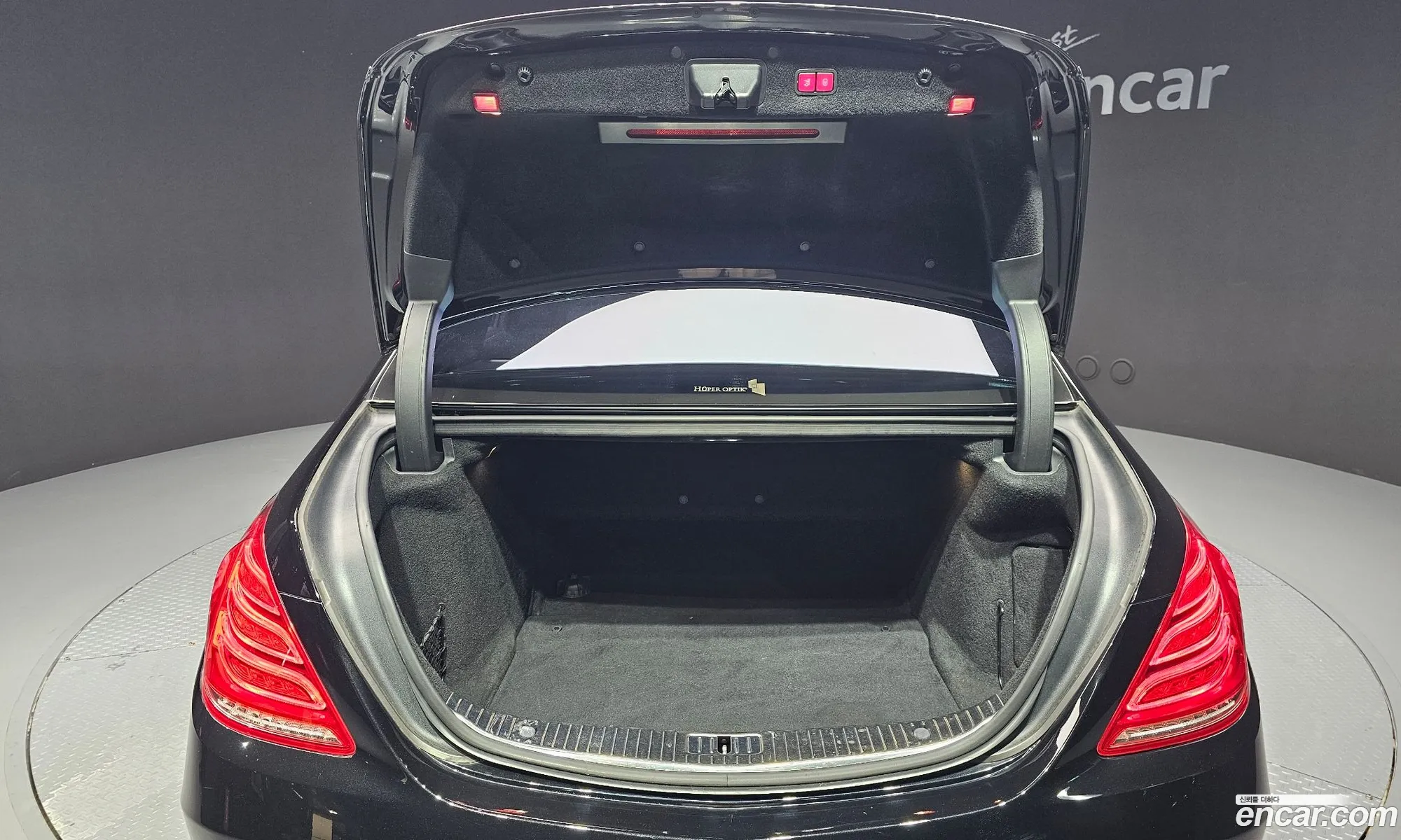 Mercedes-Benz S-Class W222 2014 WDDUG8FB0EA041630 — 16