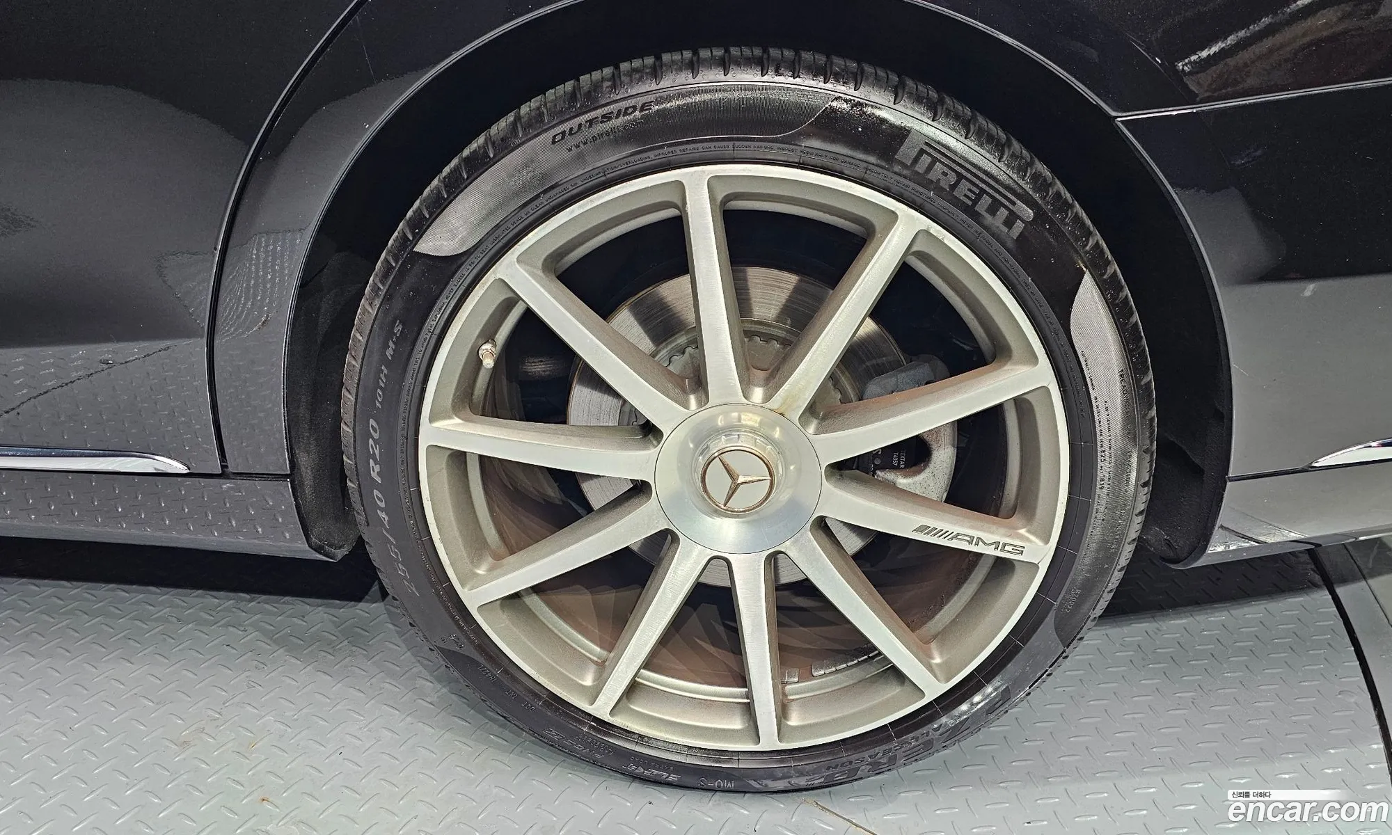 Mercedes-Benz S-Class W222 2014 WDDUG8FB0EA041630 — 4