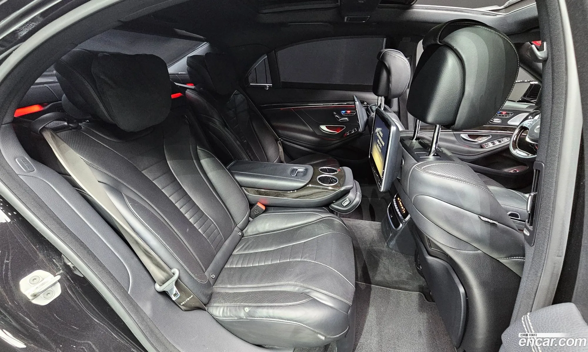 Mercedes-Benz S-Class W222 2014 WDDUG8FB0EA041630 — 3