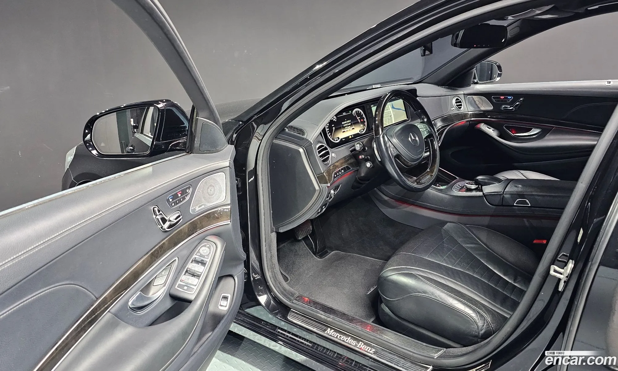 Mercedes-Benz S-Class W222 2014 WDDUG8FB0EA041630 — 6