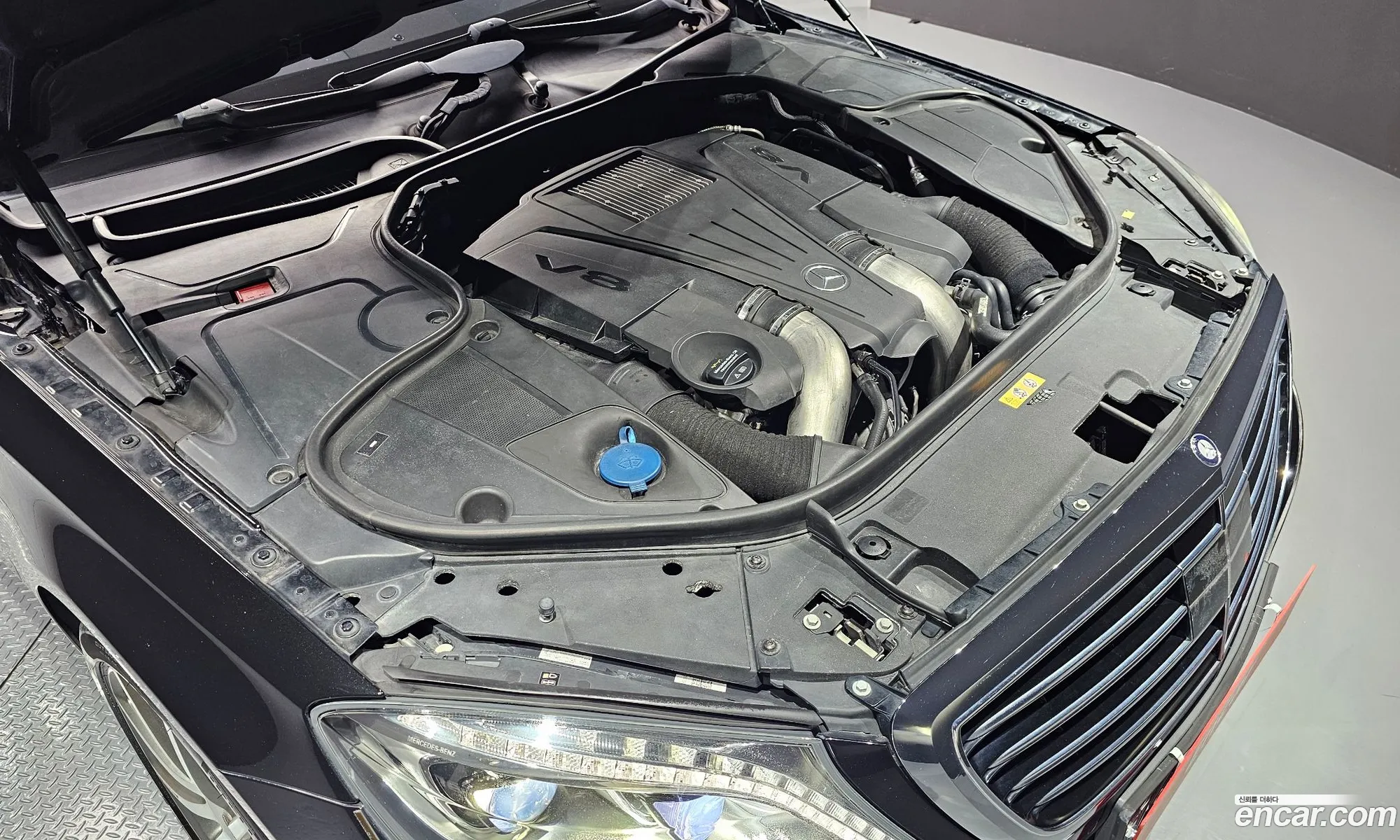 Mercedes-Benz S-Class W222 2014 WDDUG8FB0EA041630 — 8