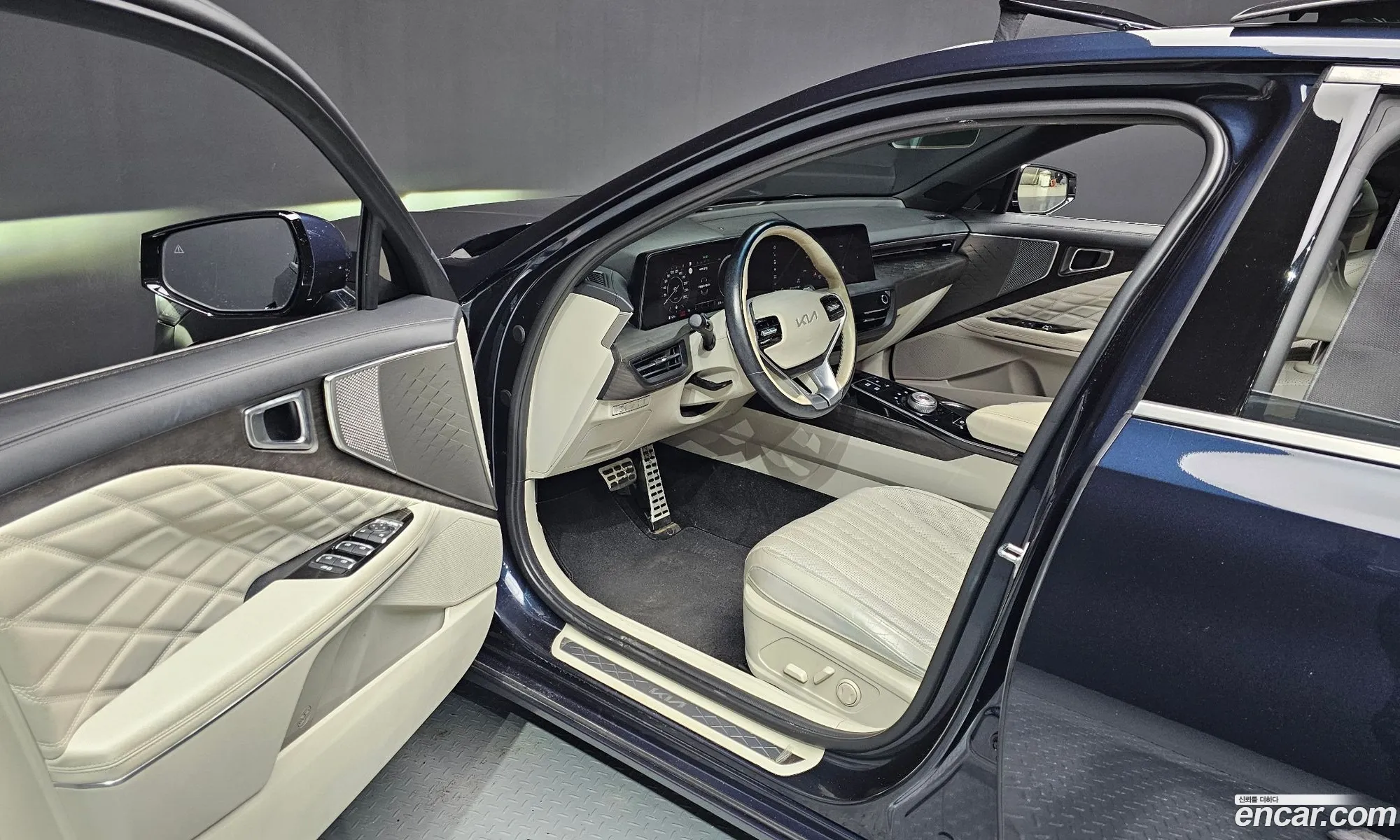 Kia K8 2021 — 11