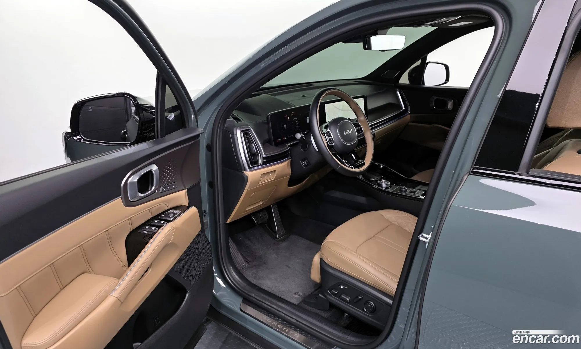 Kia Sorento 2023 — 8