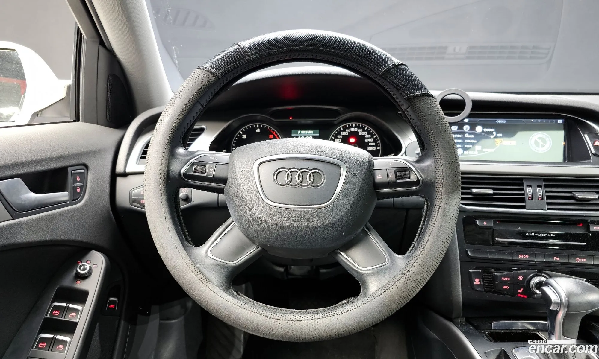 Audi A4 2015 WAUZZZ8K2FN005443 — 12