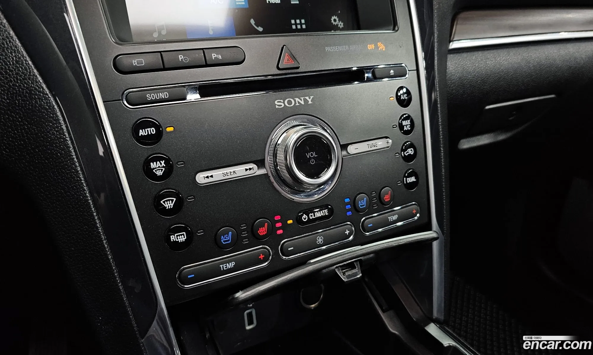 Ford Explorer 2017 1FM5K8FH2HGC12067 — 6