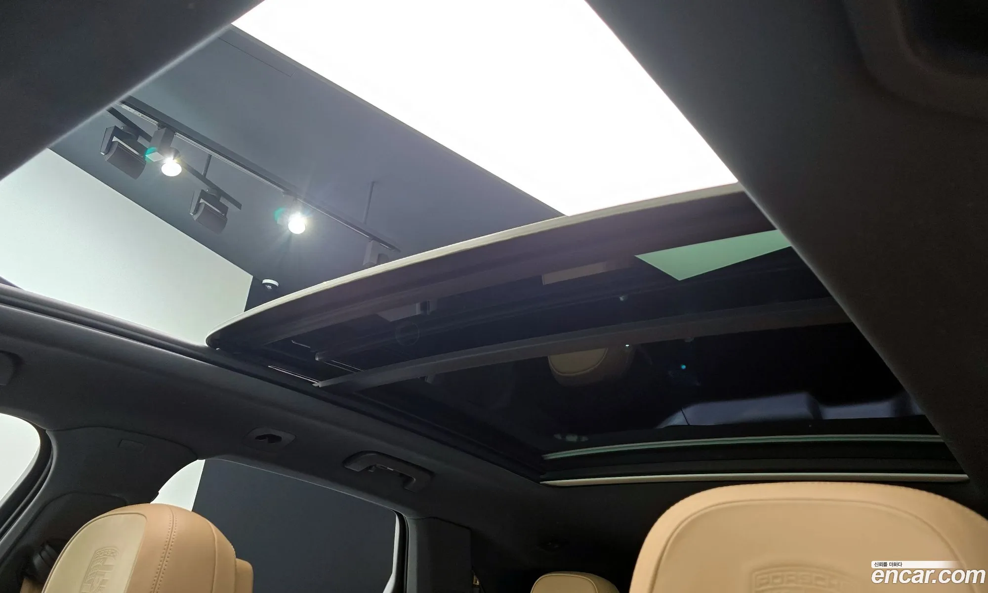 Porsche Cayenne 2020 WP1AE29Y7LDA34037 — 13