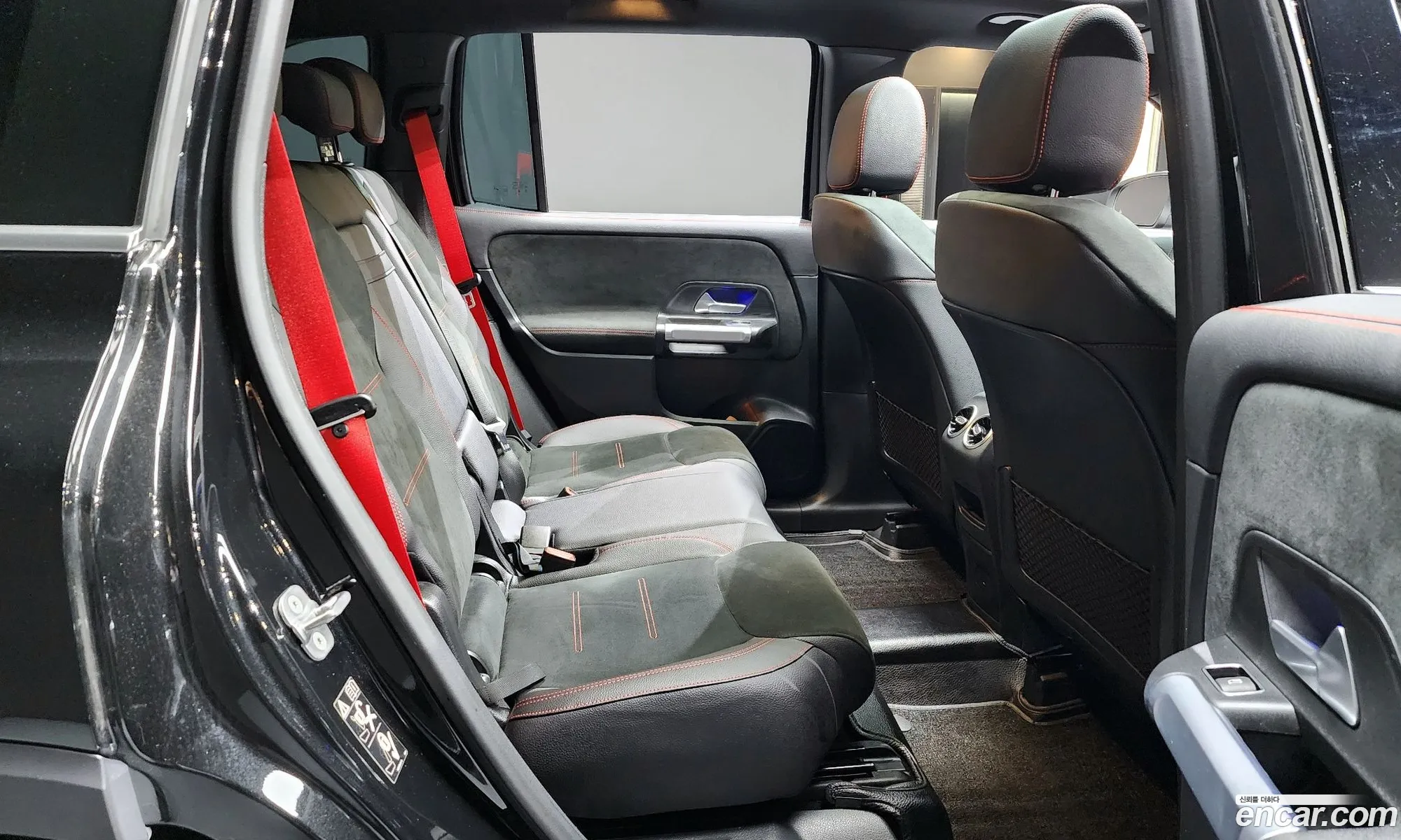 Mercedes-Benz GLB-Class X247 2023 — 20