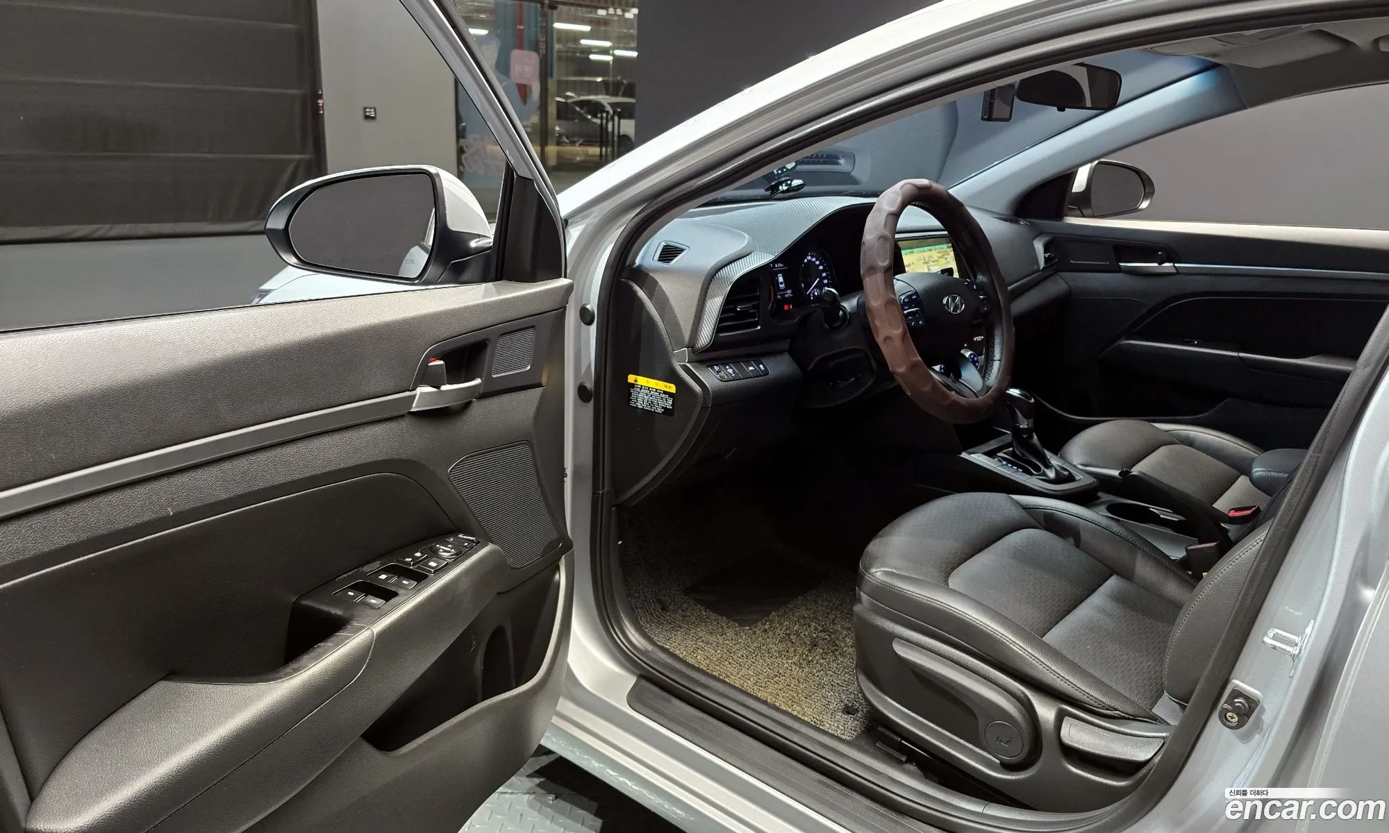 Hyundai Elantra AD 2020 — 15